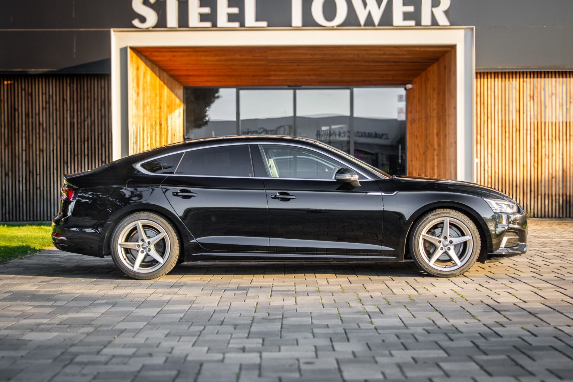 Audi A5 - fotka 4