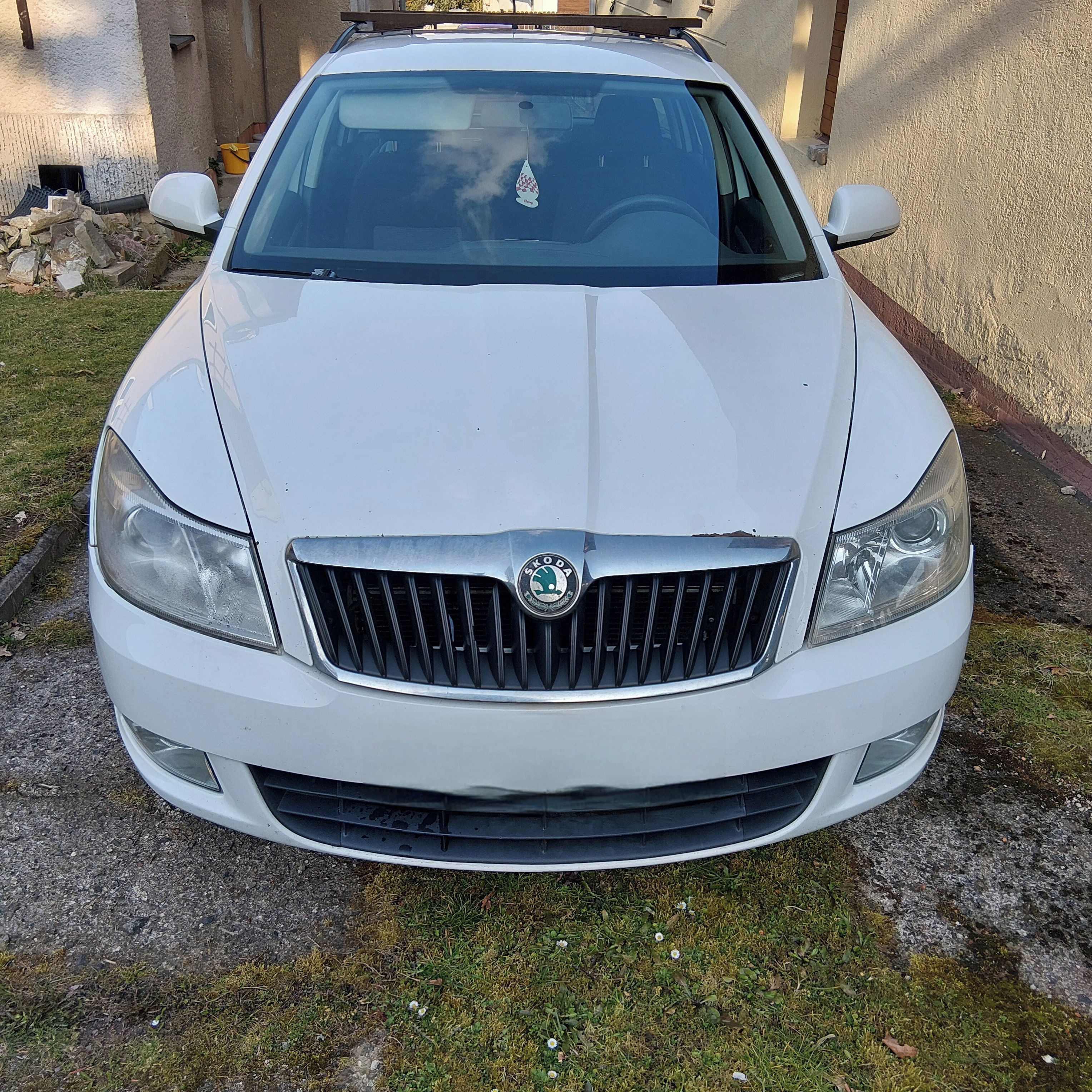 Škoda Octavia, ŠKODA OCTAVIA 1.6 TDI 77KW - fotka 4