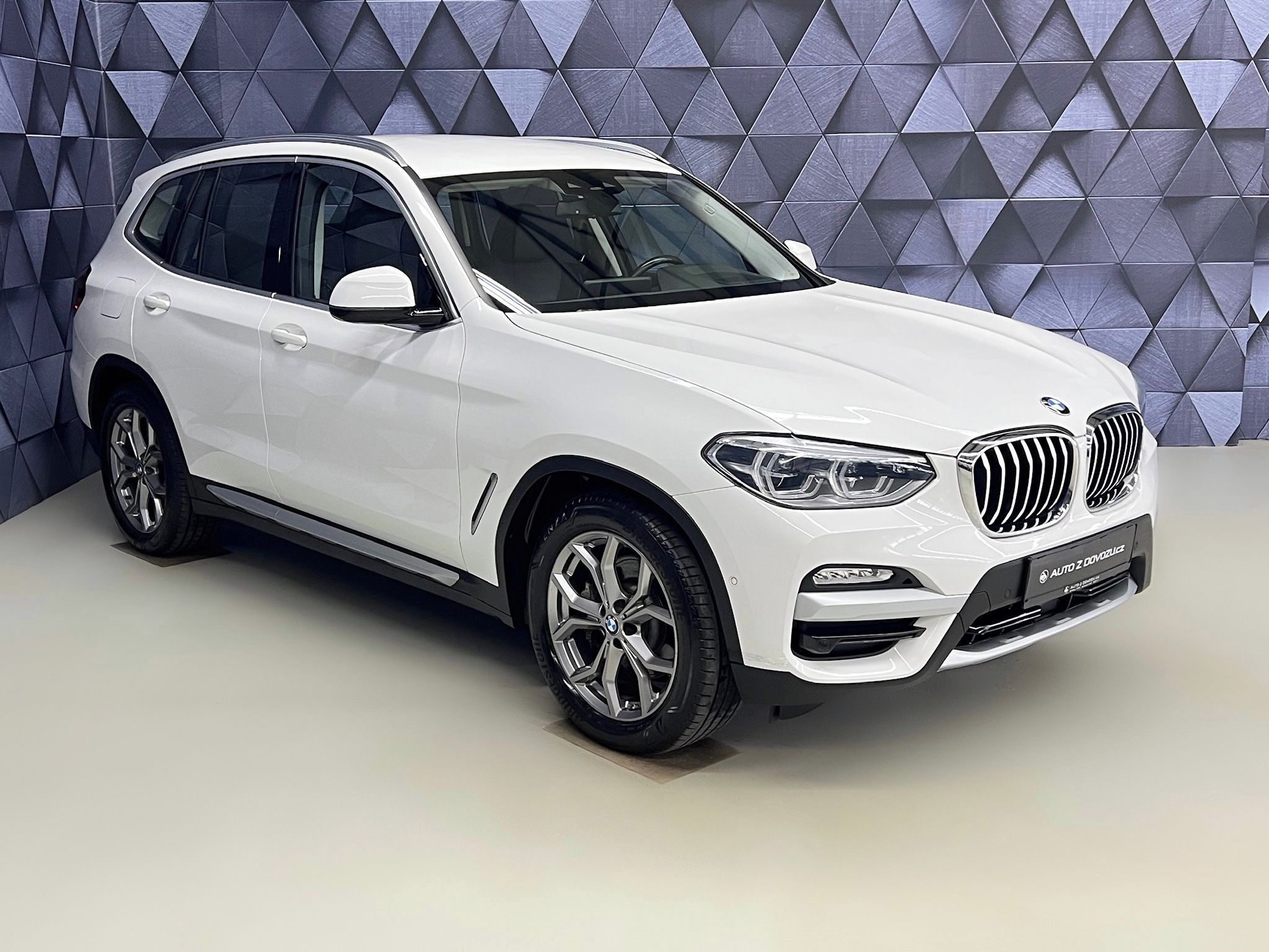 BMW X3, 30d xDrive X-LINE, HUD, TAŽNÉ - fotka 4