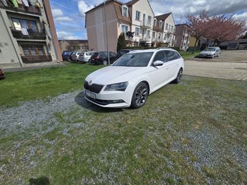 Škoda Superb Combi L&K 2.0 TDI