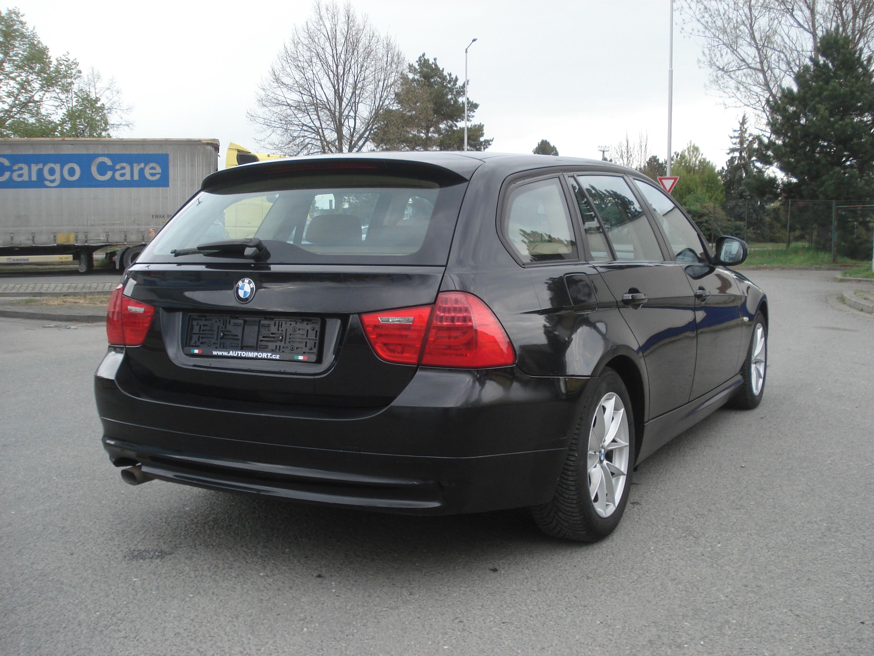 BMW Řada 3, 316 D - fotka 5