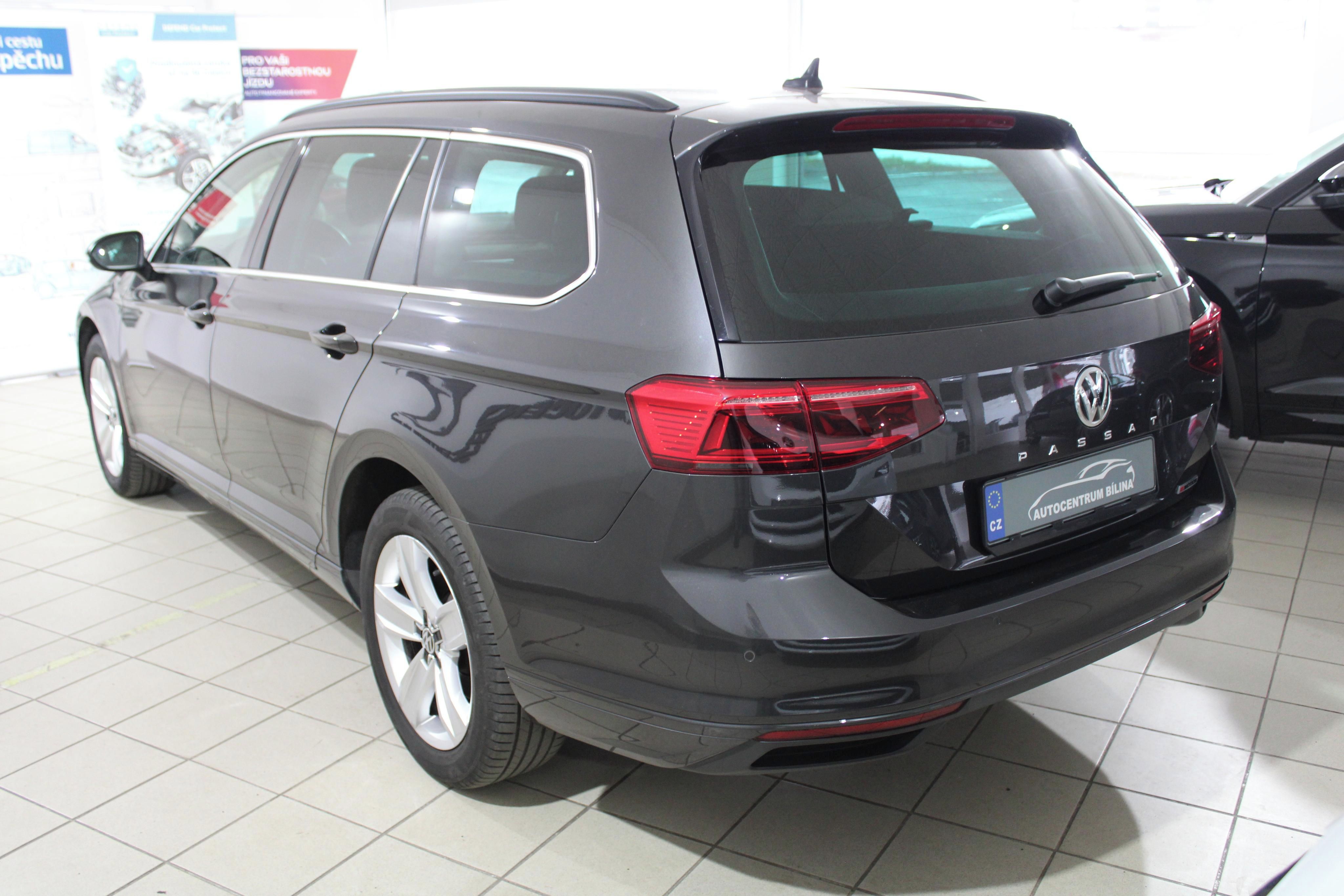 Volkswagen Passat Variant, B8 2.0TDi 4x4 140kW, DSG,ACC - fotka 4