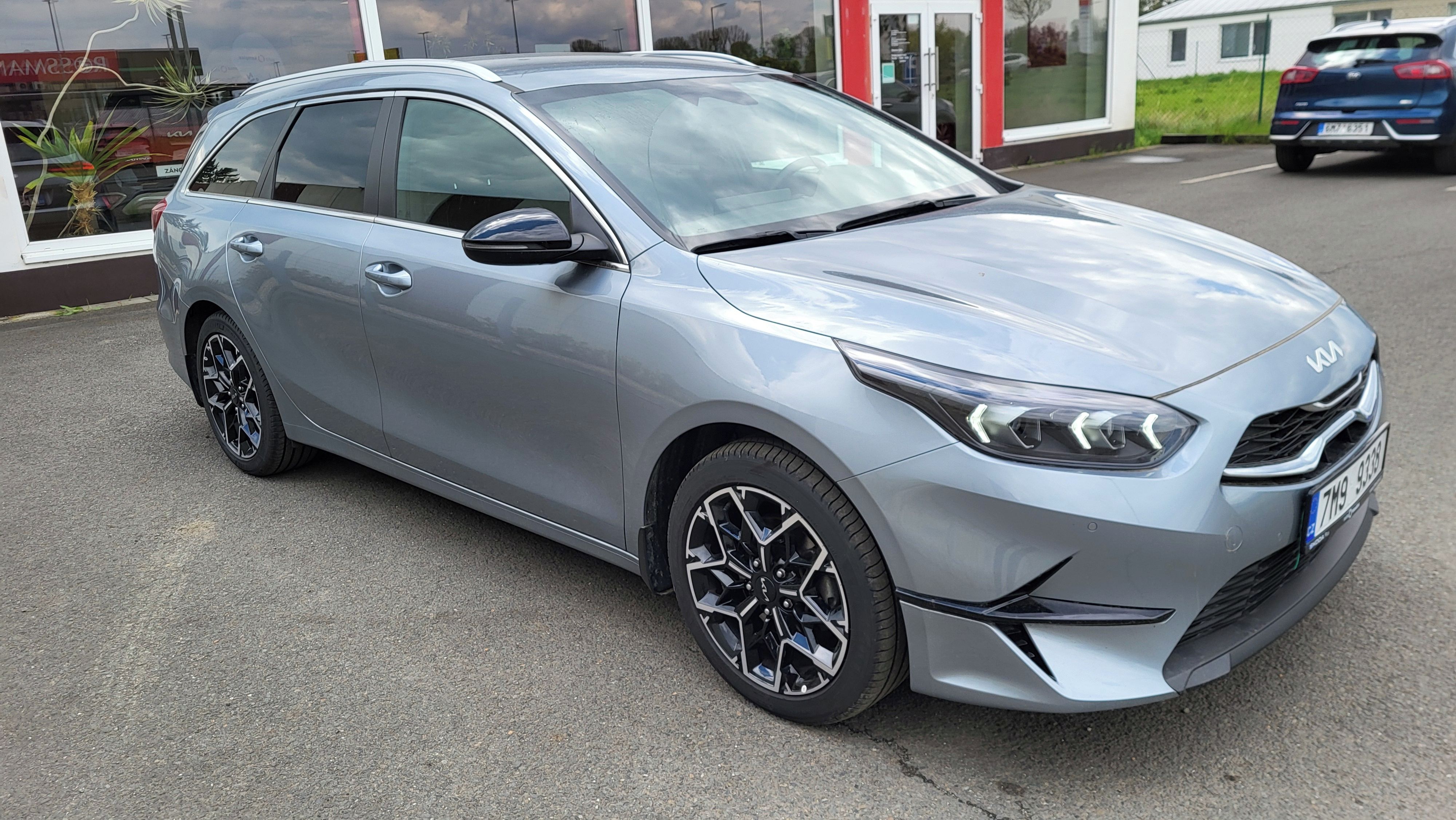 Kia Cee´d, Kia Ceed SW 1,5 T-GDI EDICE 30 - fotka 3
