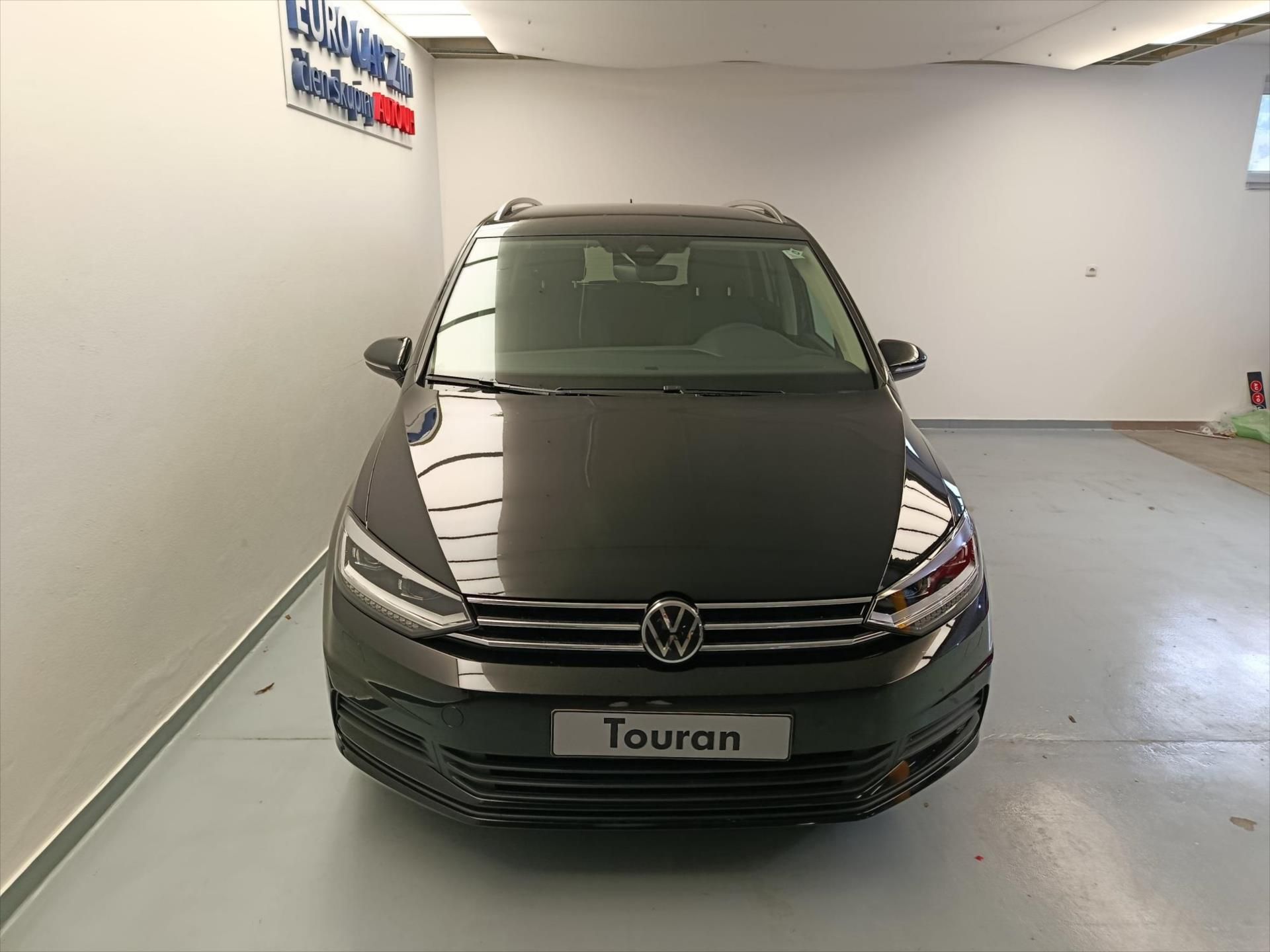 Volkswagen Touran, 1,5 People TSI 110kW - fotka 3