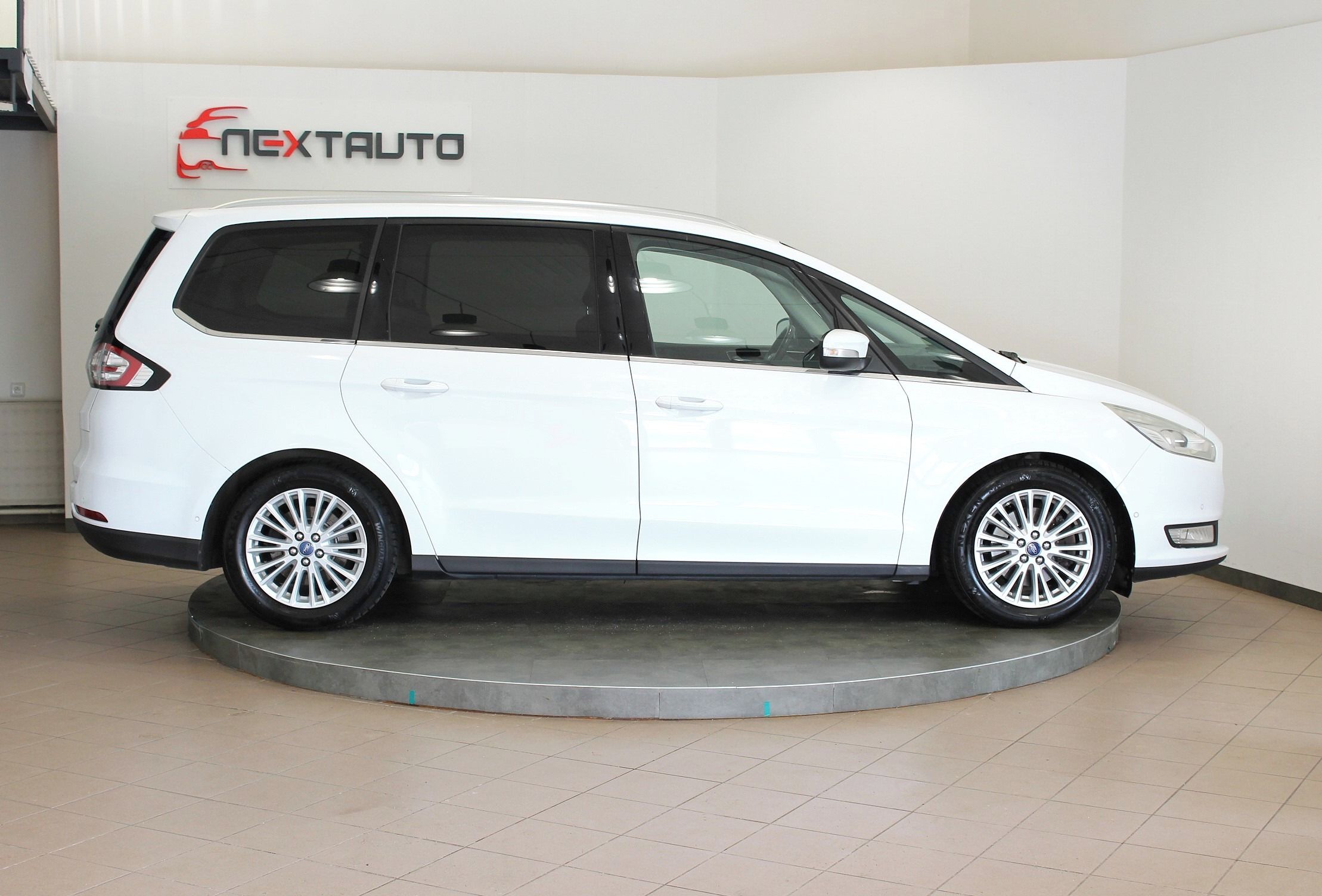 Ford Galaxy, 2.0 TDCi 110kW TITANIUM 7MÍST - fotka 6