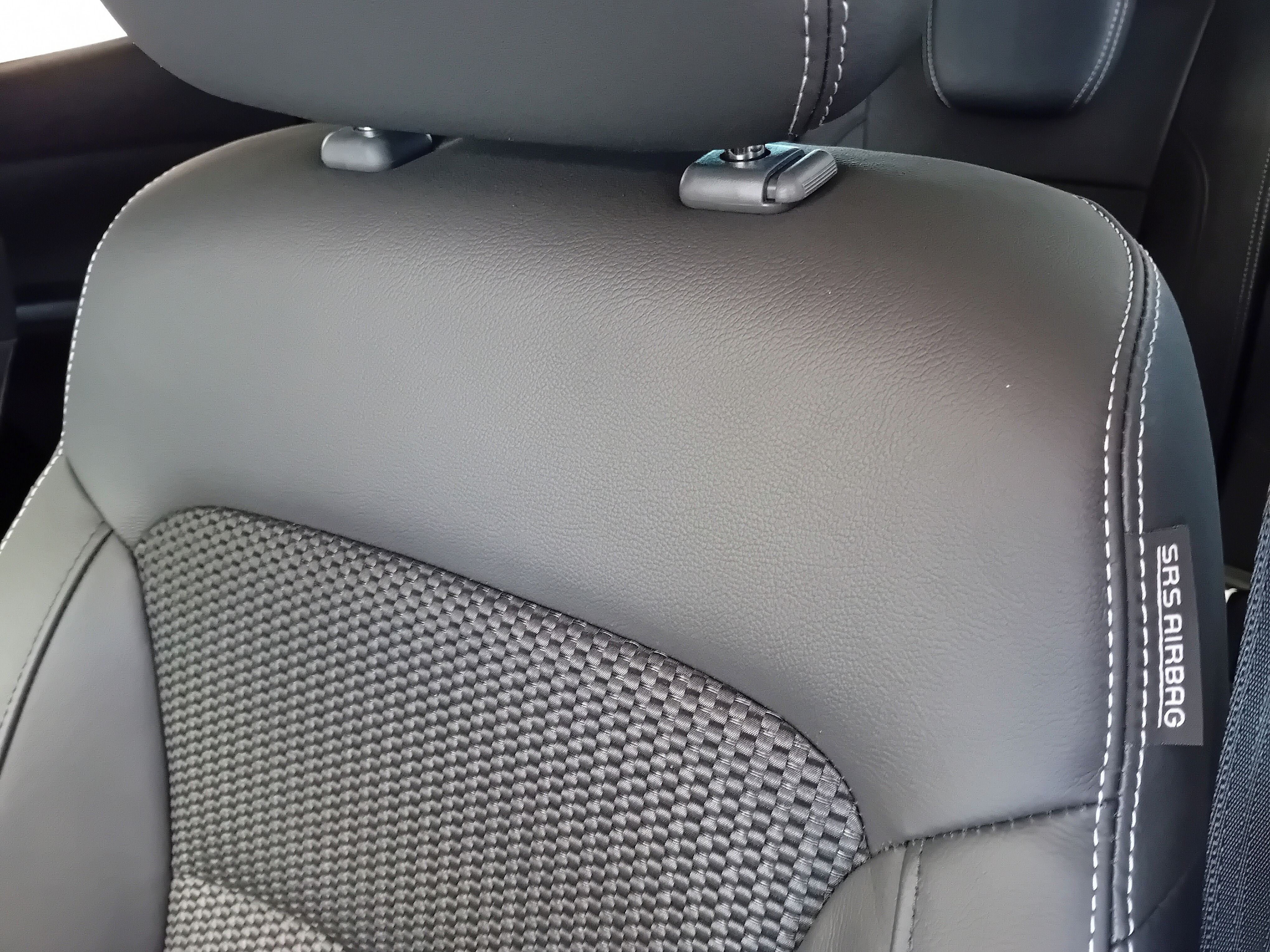 Suzuki S-Cross, 1.4 Elegance 4x4 Hybrid - fotka 4