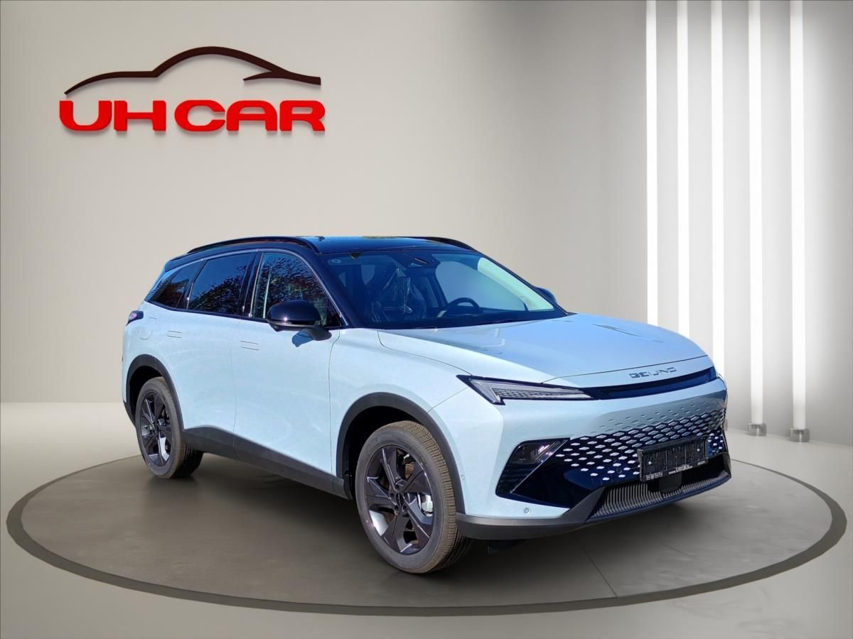 BAIC X5, 1,5 4x2  1.5T+7DCT - fotka 4