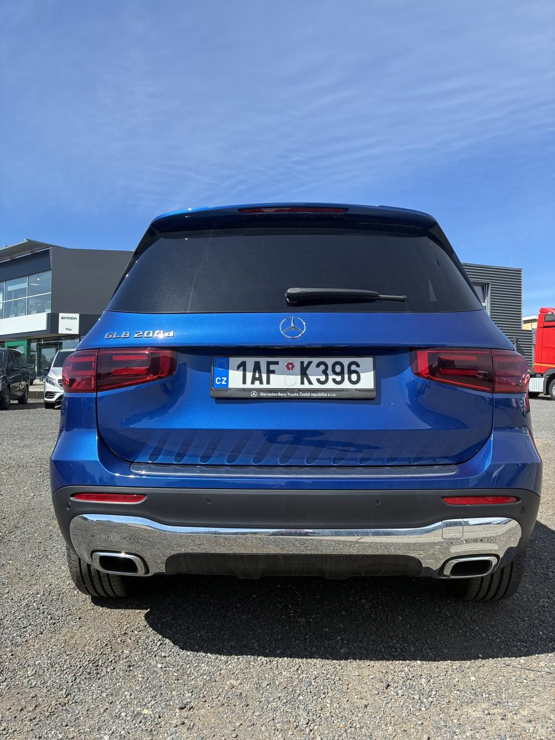 Mercedes-Benz GLB, 200d - fotka 4