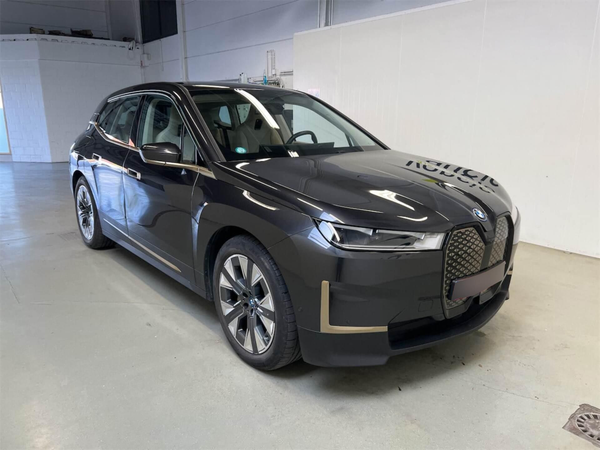 BMW iX, xDrive40 Edition