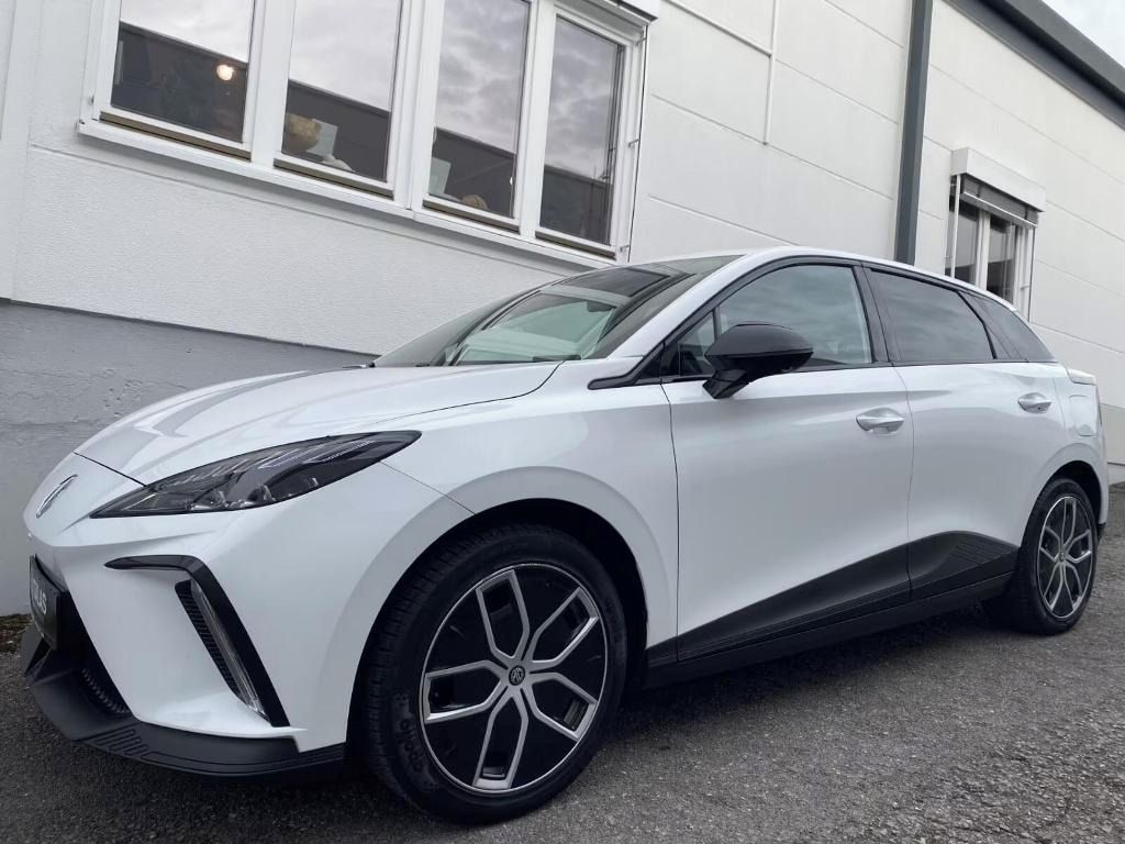 MG MG4, 4 Luxory 125 KW*Navi*Led*DAB*
