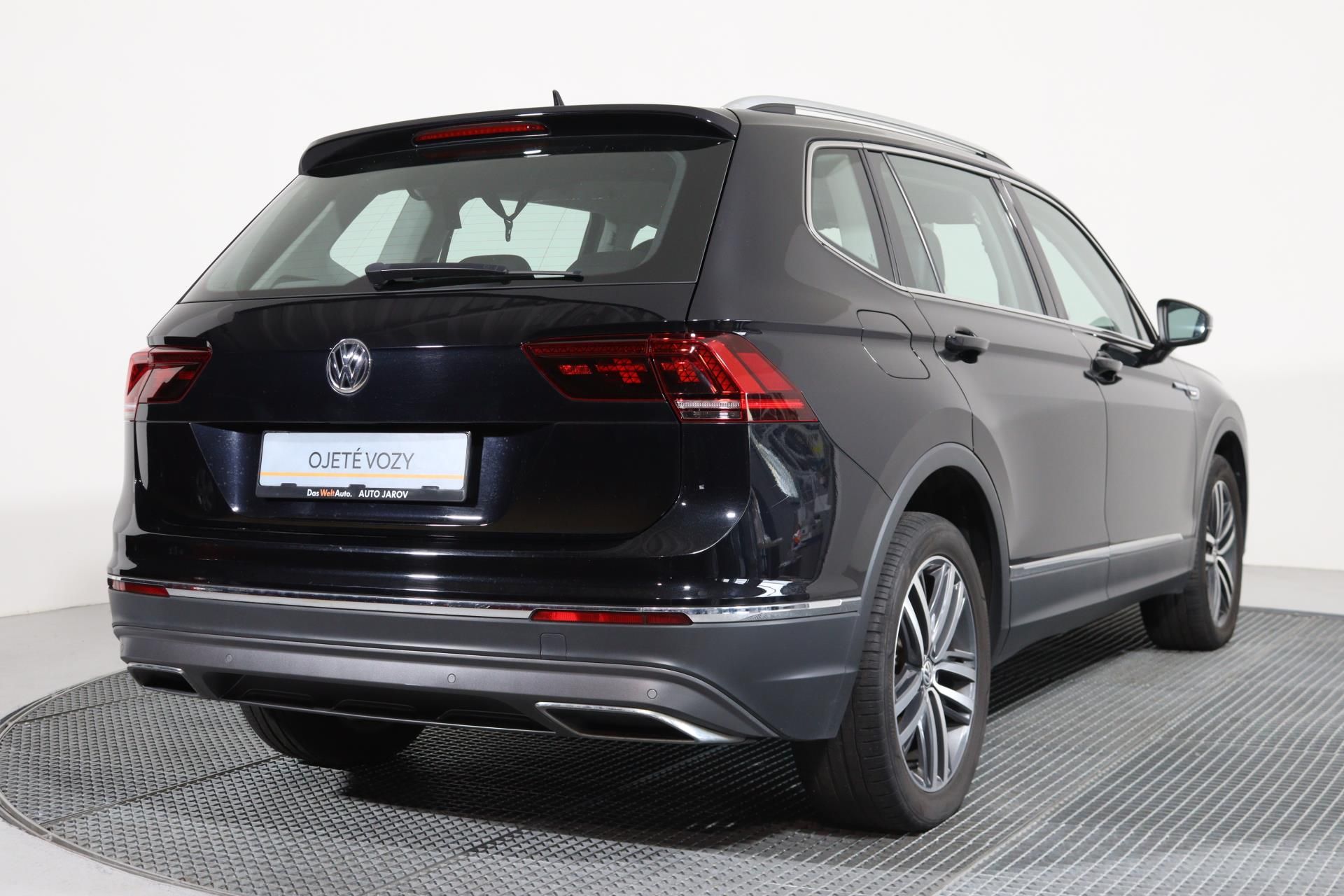 Volkswagen Tiguan Allspace, 2,0 BiTDI 4Motion DSG - fotka 2