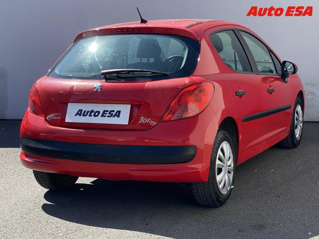 Peugeot 207, 1.4 VTi - fotka 4