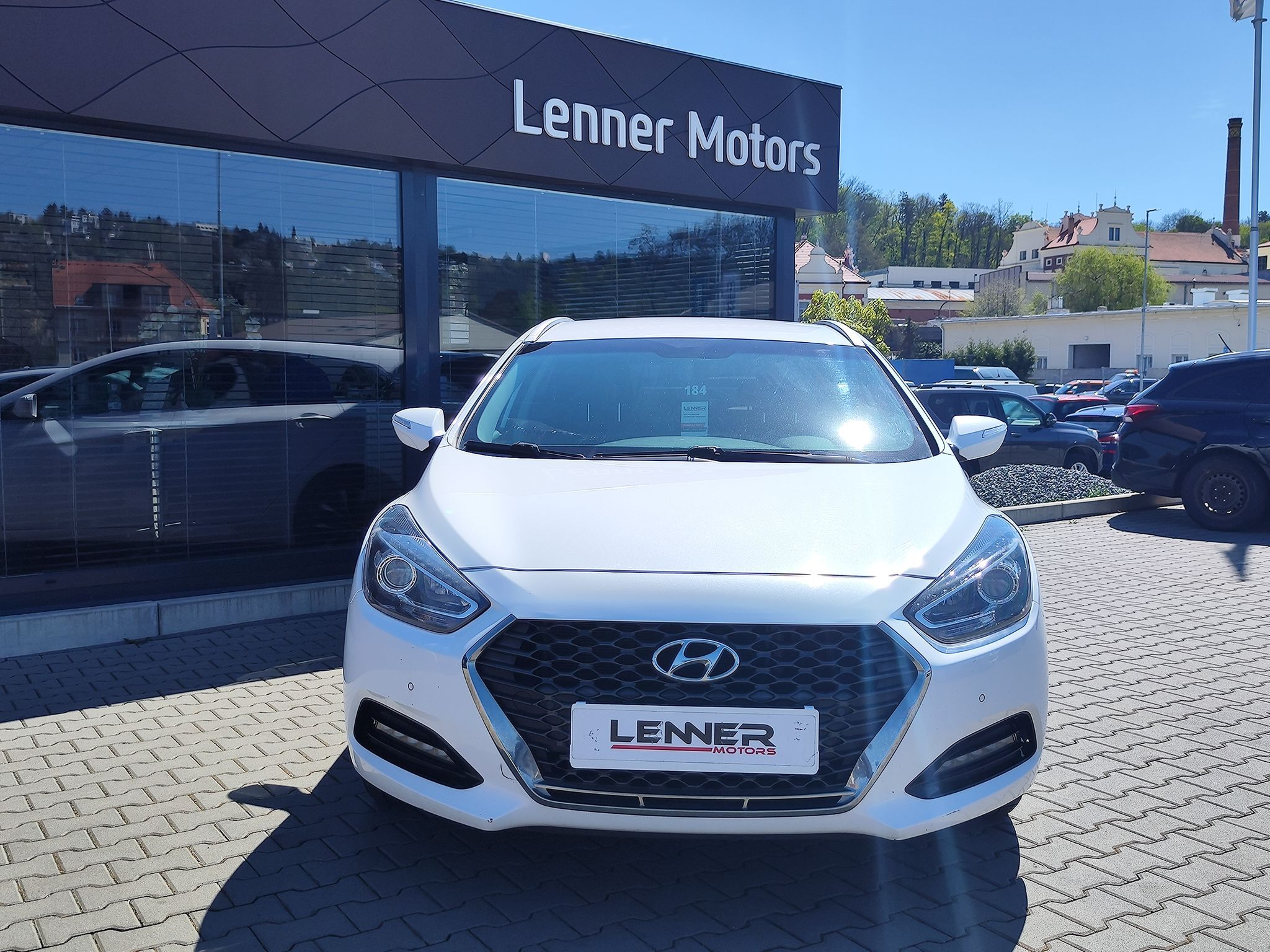 Hyundai i40, 1.6 CRDi/100kW Success DCT - fotka 2