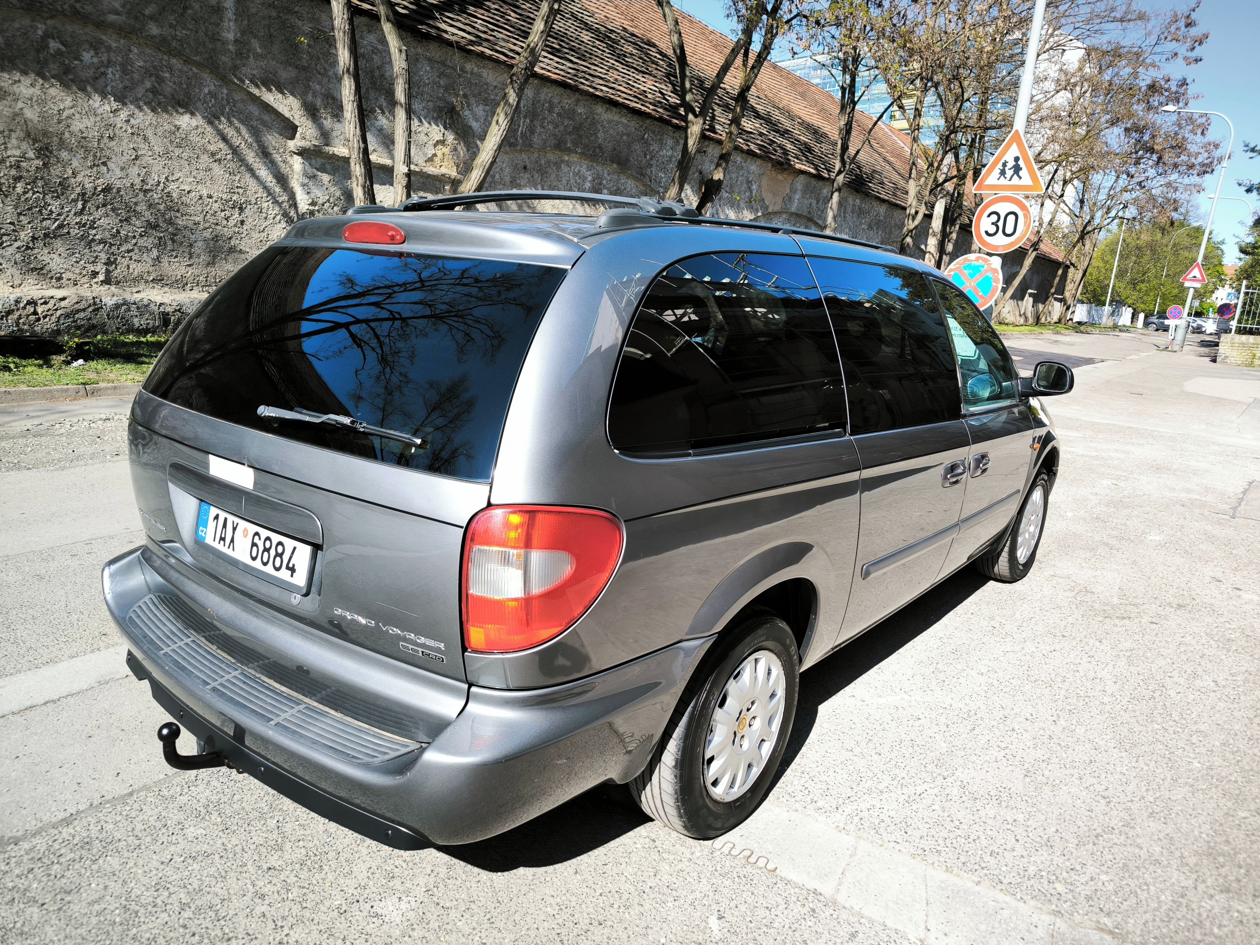 Chrysler Grand Voyager, 2.8CRDi Automat - fotka 5