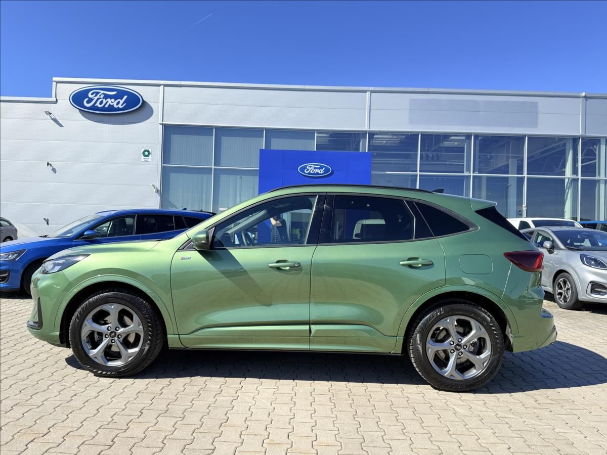 Ford Kuga, 1,5 EcoBoost 137 kW ST-Line - fotka 2