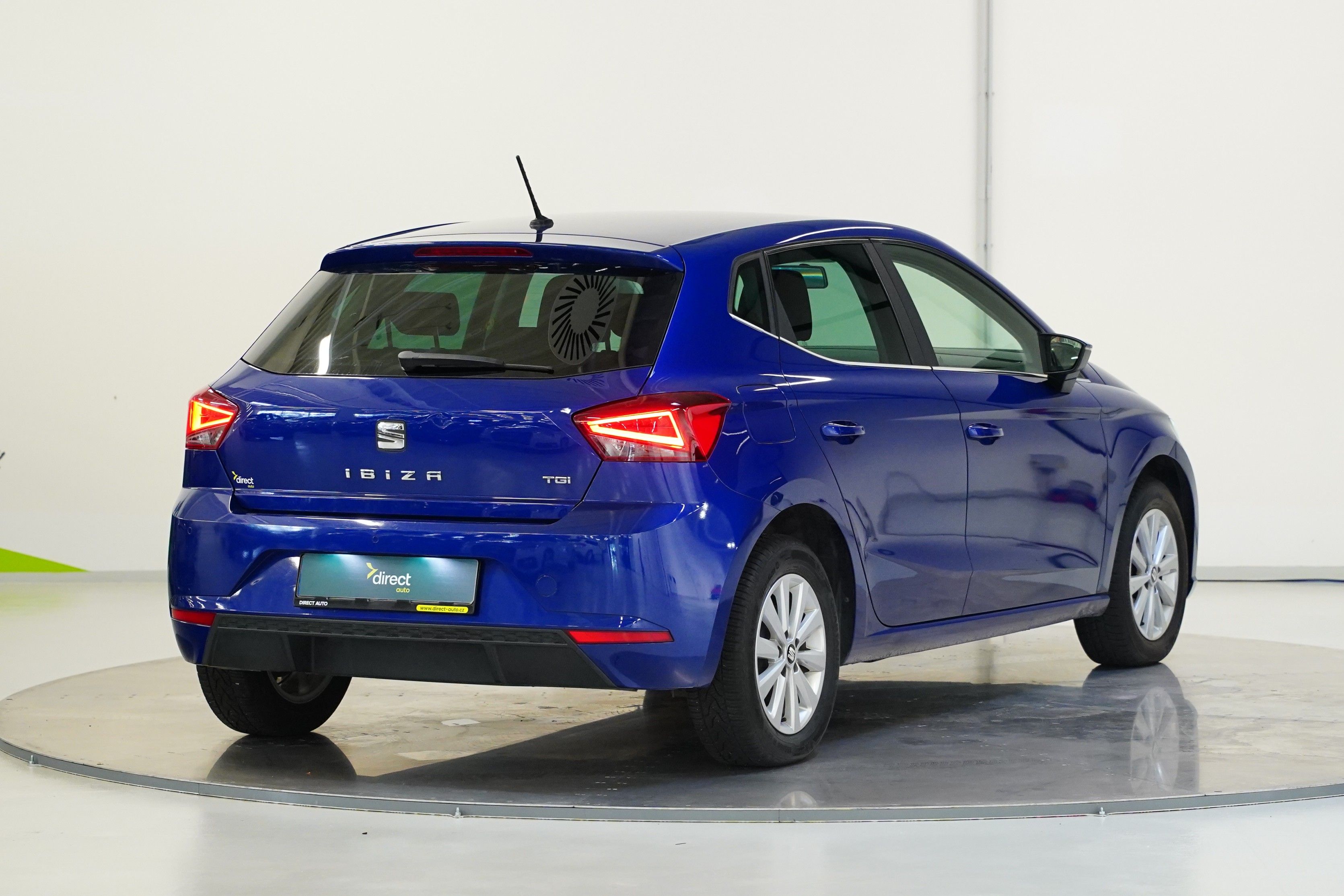 Seat Ibiza, 1.0 TSI 66 kW CNG - fotka 2