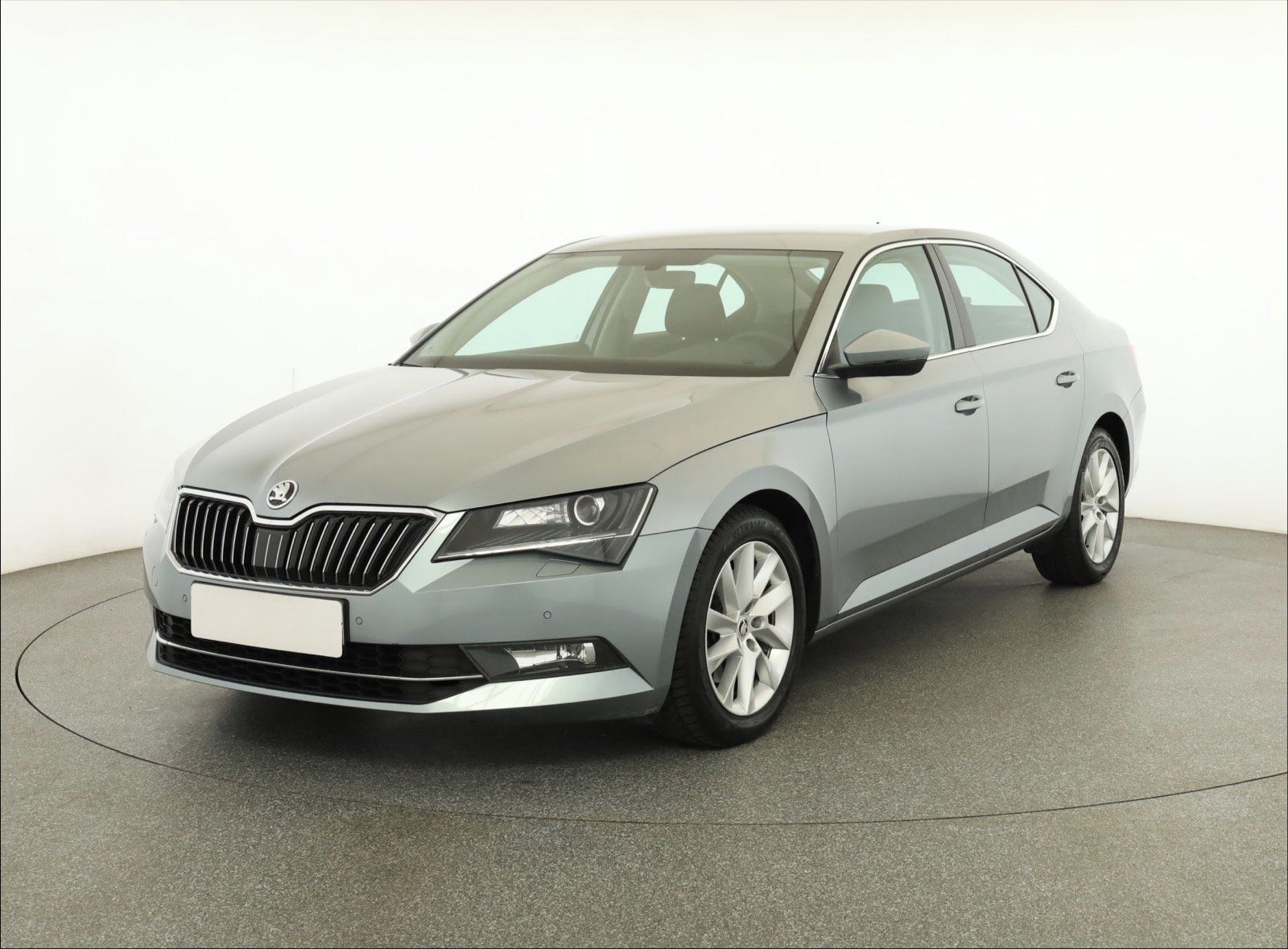 Škoda Superb, 2.0 TDI, Style, Automat, Navi - fotka 2
