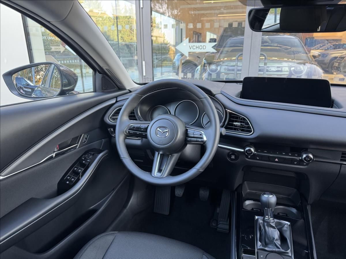 Mazda CX-30, 2,5 140ps 6AT Centre-Line - fotka 5