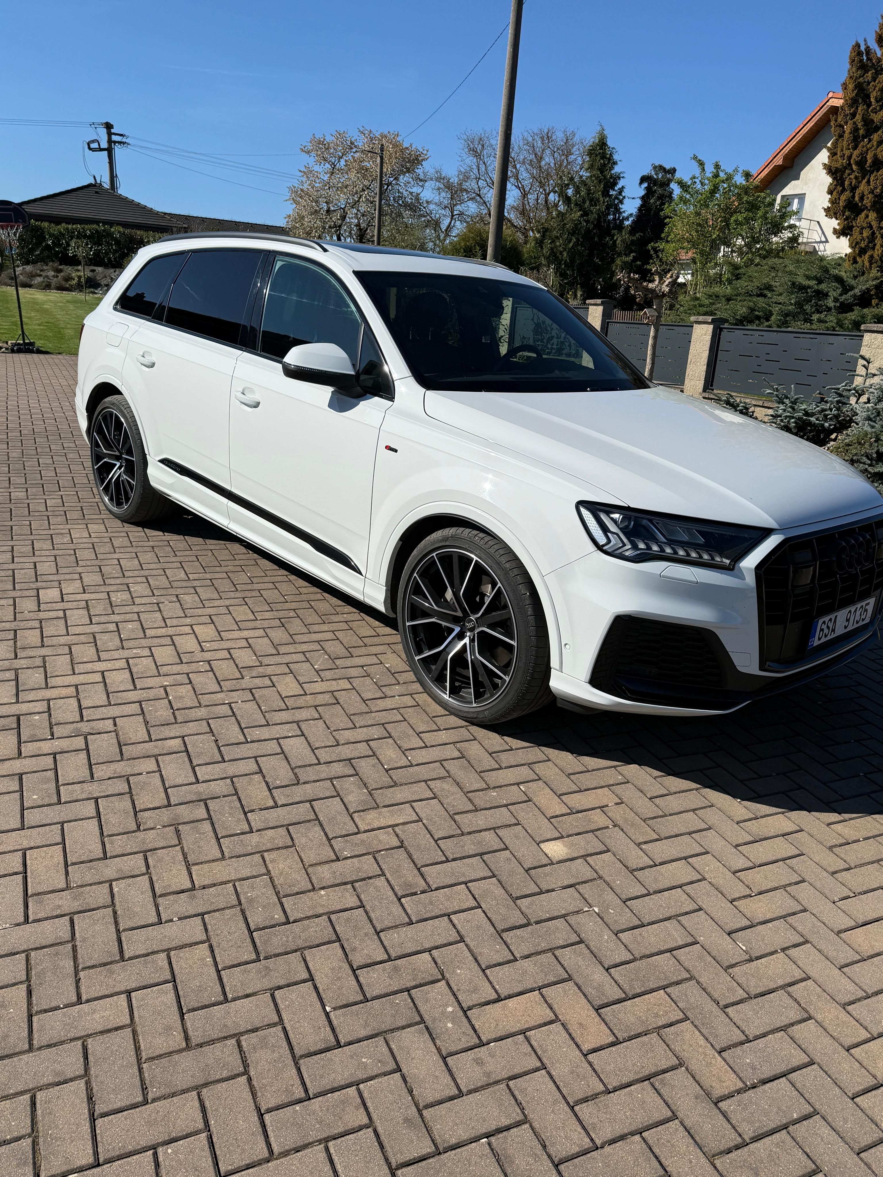 Audi Q7, 55TSFI mild hybrid - fotka 2