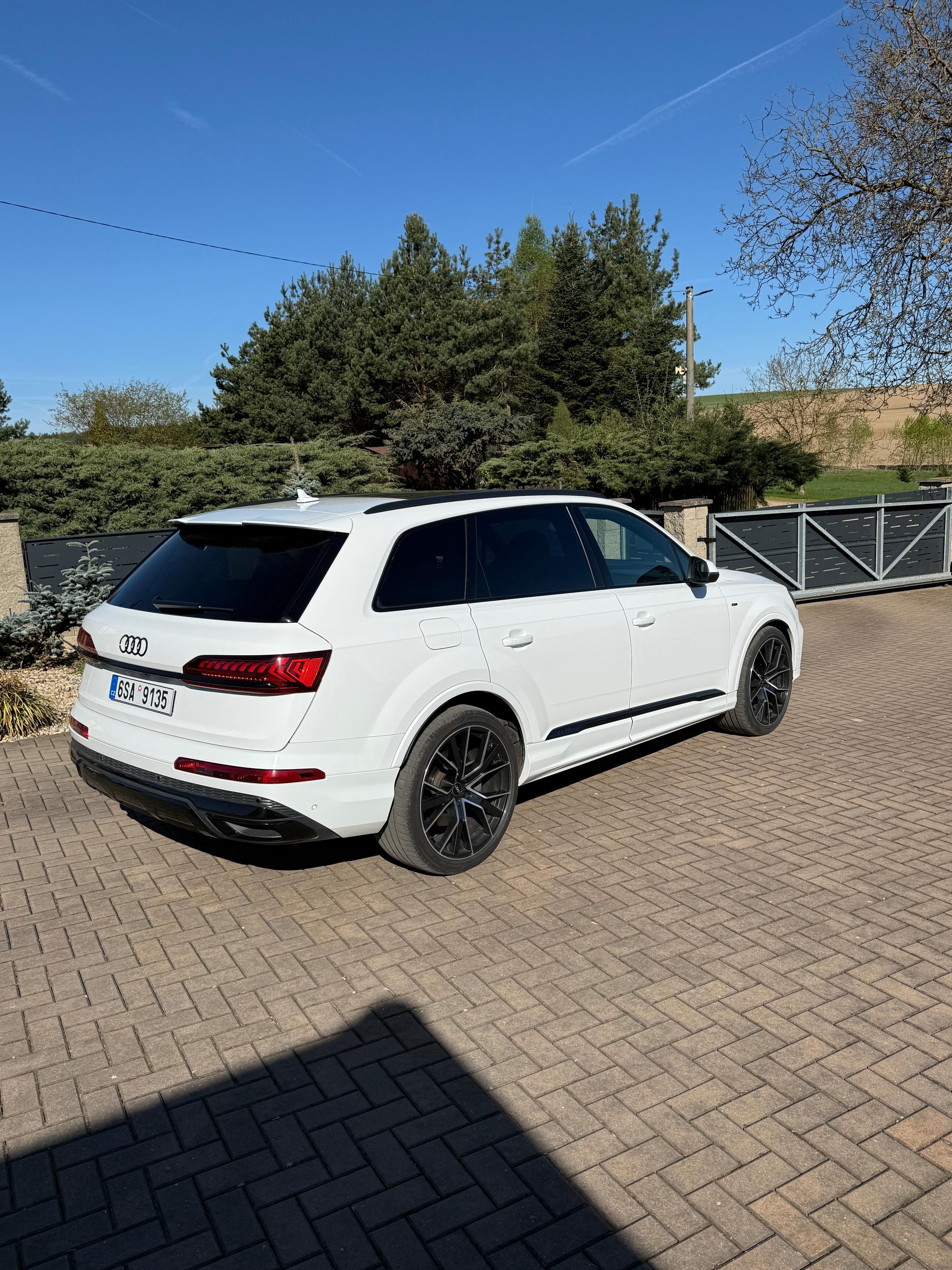 Audi Q7, 55TSFI mild hybrid - fotka 3