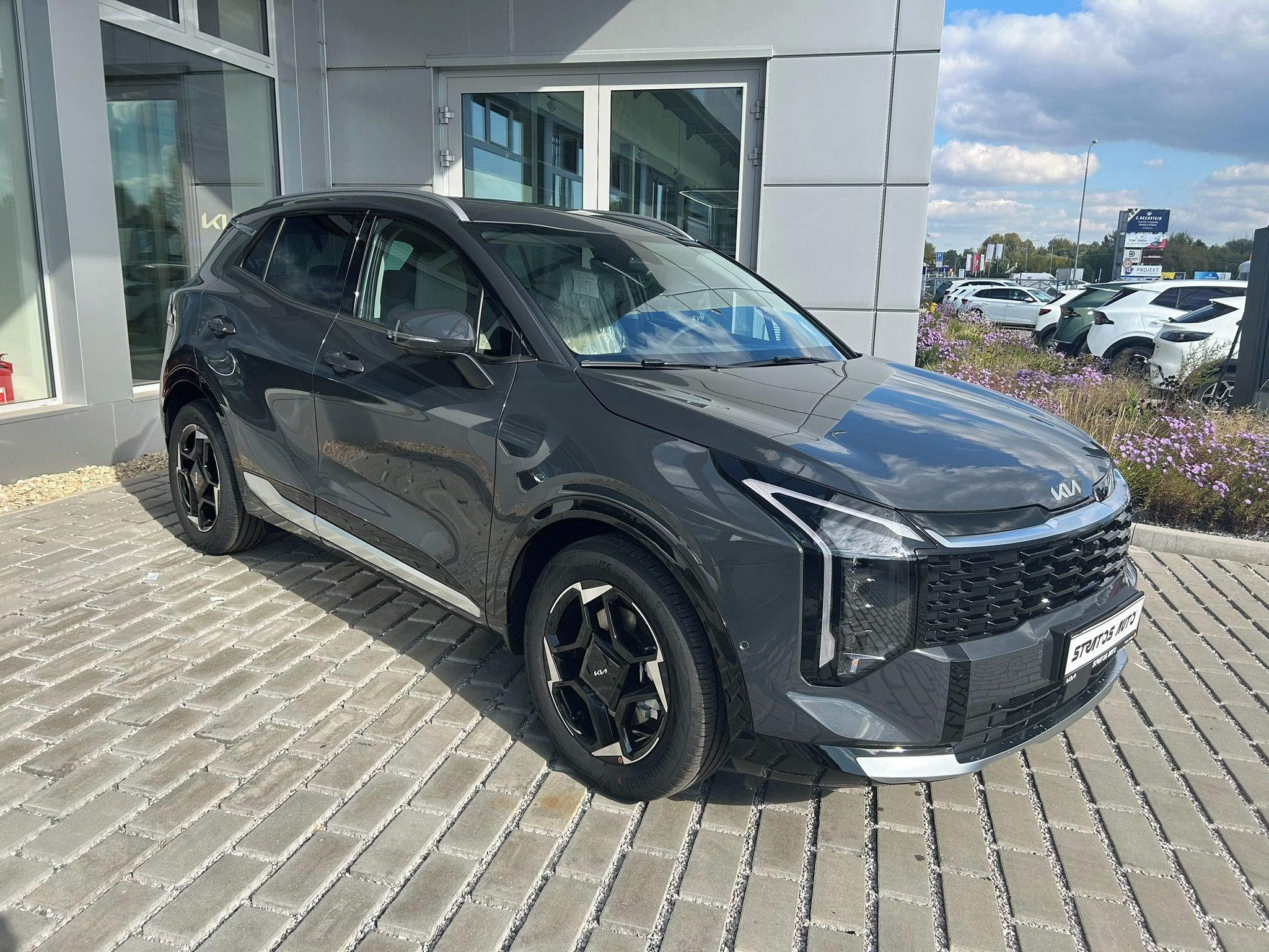 Kia Sportage, 1,6 T-GDi 4x4 7DCT TOP 2026 - fotka 3