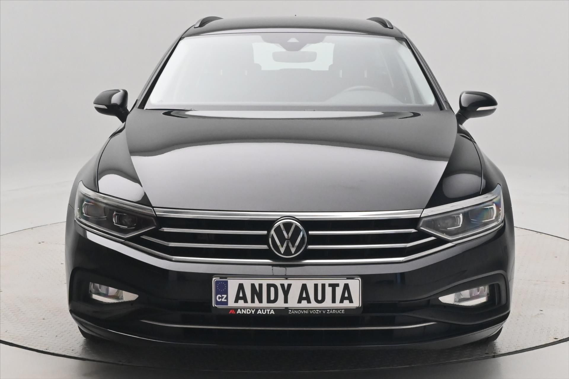 Volkswagen Passat, 2,0 TDI 110kW DSG Business Zár - fotka 2