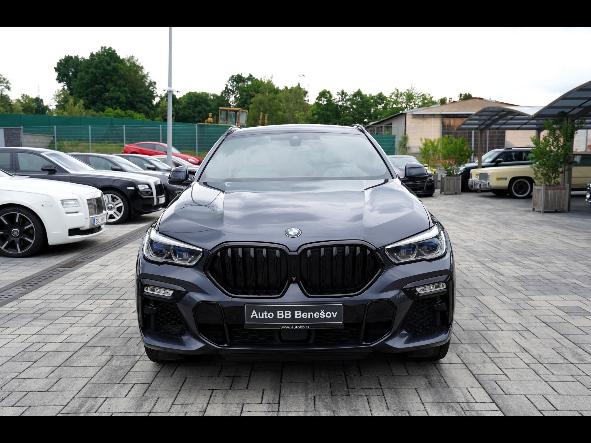 BMW X6, M50i xDrive Lasery, ČR, 530PS