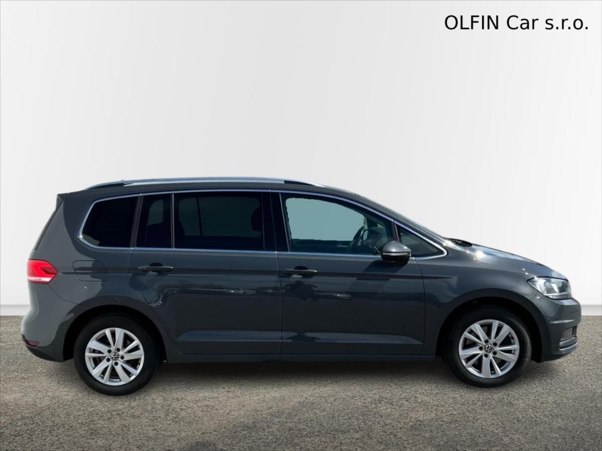 Volkswagen Touran, 2,0 TDi 110kW 7DSG HIGHLINE - fotka 3