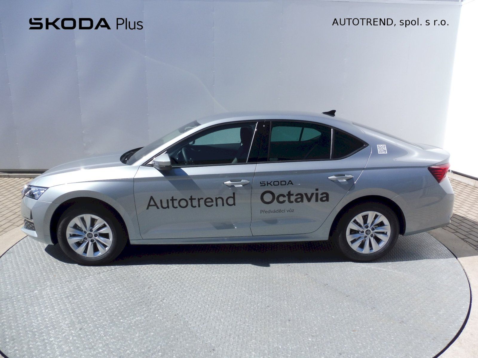Škoda Octavia, Selection 1,5 TSI 85kW - fotka 3