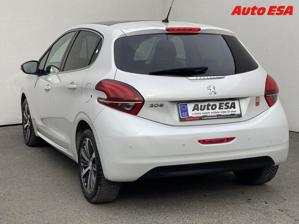 Peugeot 208, 1.2PT,Roland Garros,panor - fotka 6