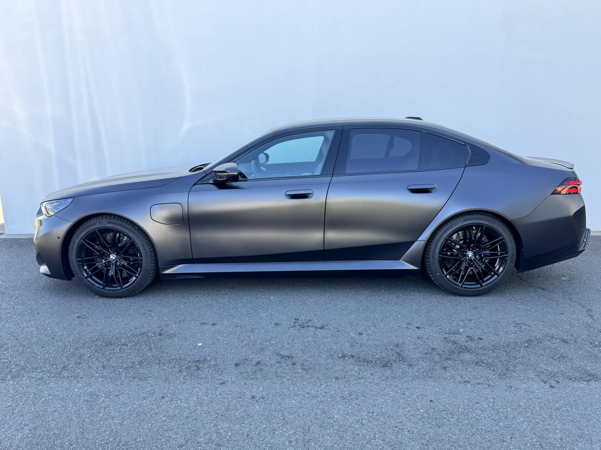 BMW M5, M5 Sedan - fotka 3