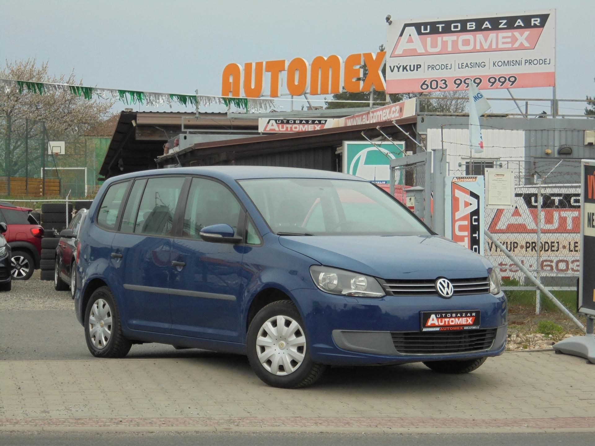 Volkswagen Touran, 1.6TDI-77kw-7MÍST-DSG-KŮŽE