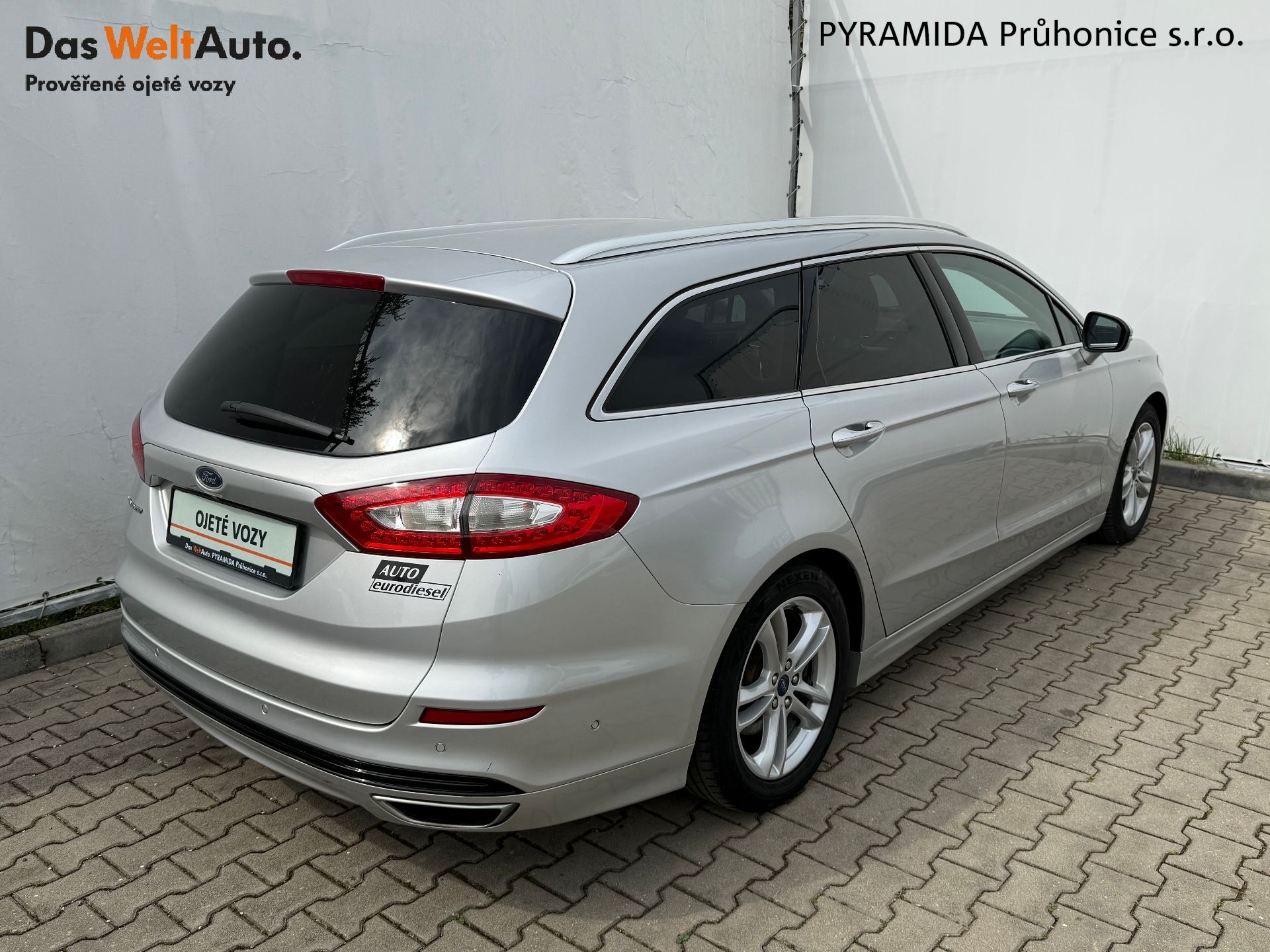 Ford Mondeo, 2.0 TDCi 132 kW Titanium - fotka 2