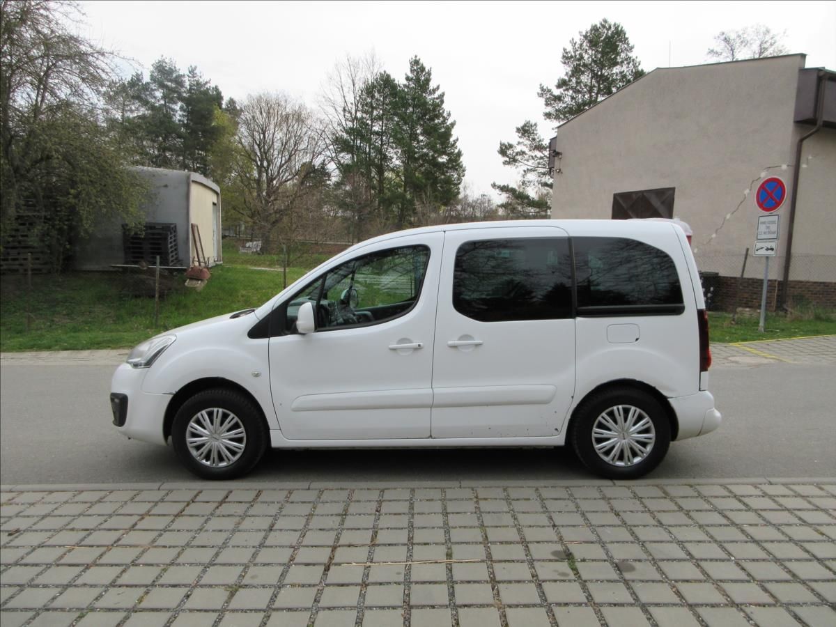 Citroën Berlingo, 1,6 HDi 73Kw, 5míst, Klima, Te - fotka 6