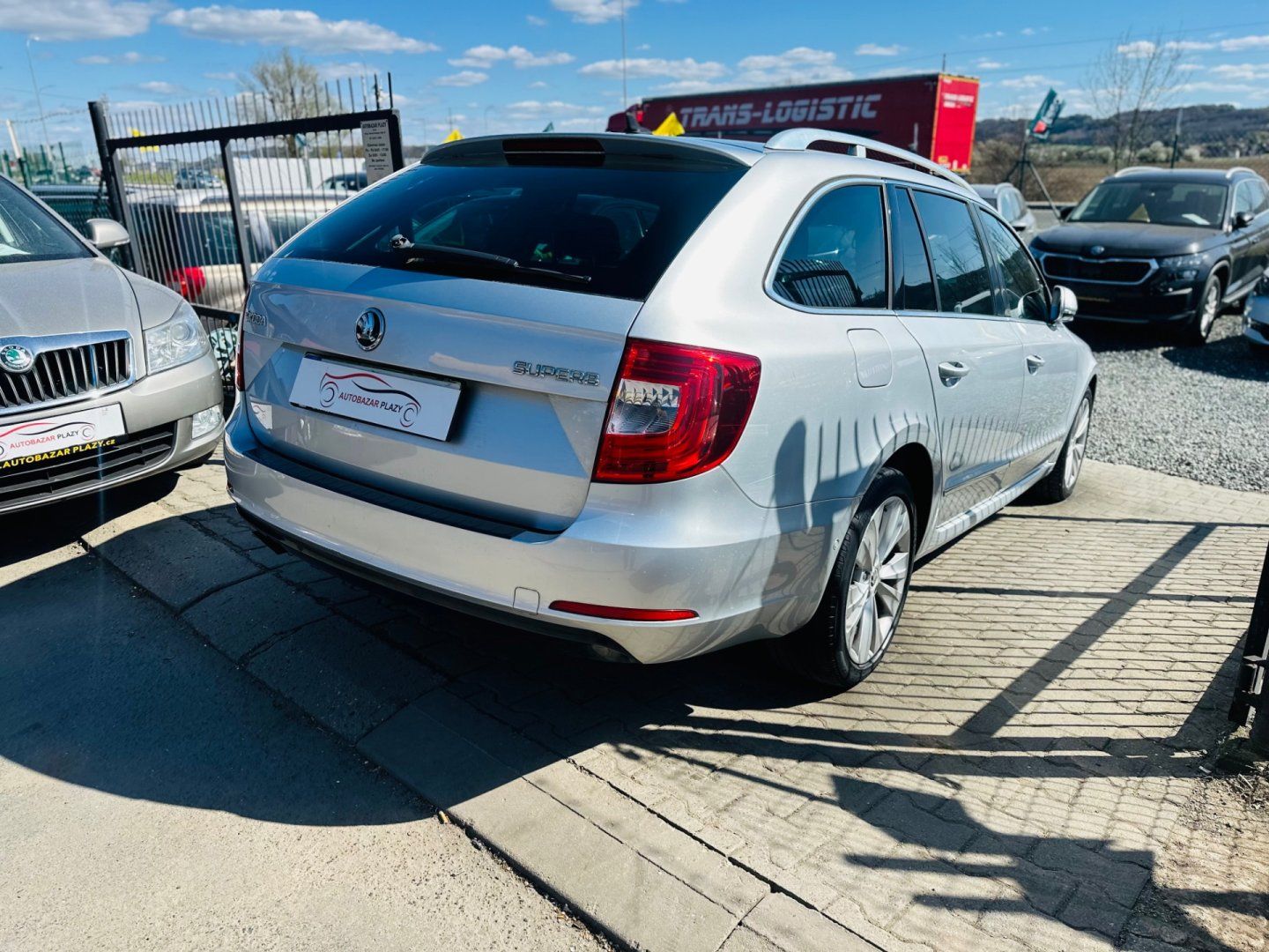 Škoda Superb, 1.6TDi NAVI,PANOR.,GARANCE KM - fotka 4