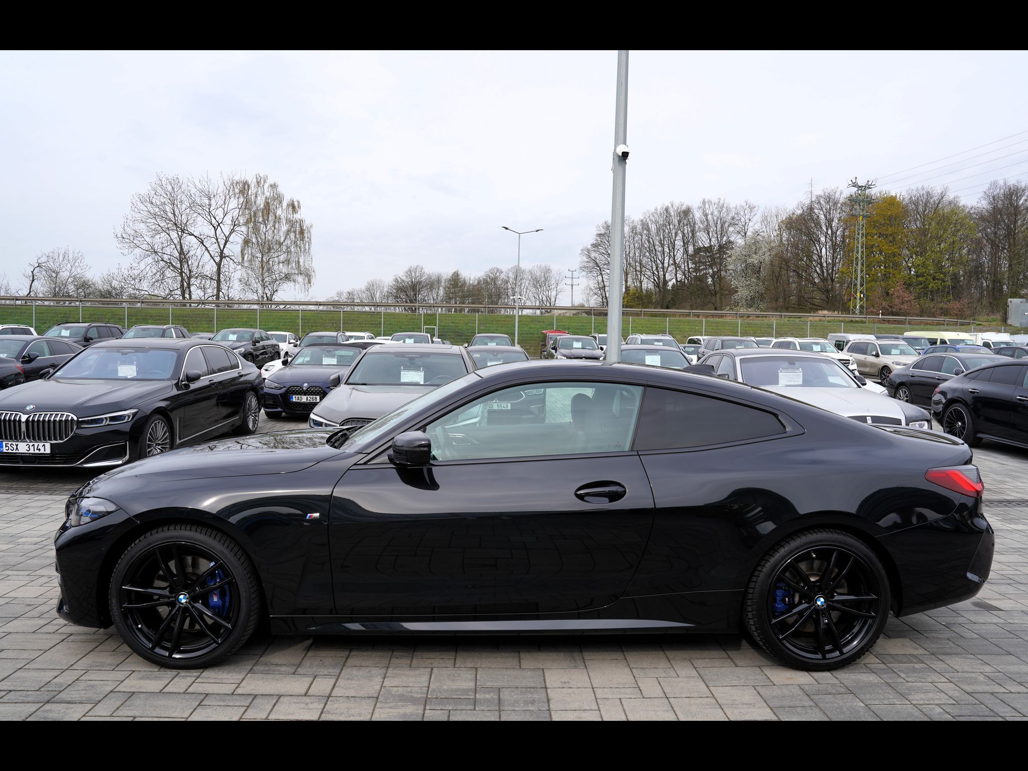 BMW Řada 4, 430i coupe Mpaket/Lasery/260PS - fotka 3