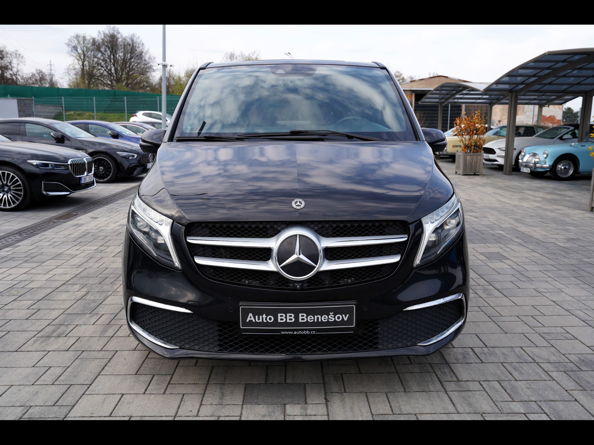 Mercedes-Benz Třídy V, V300d XL/Burm/ČR/8 míst/176 KW