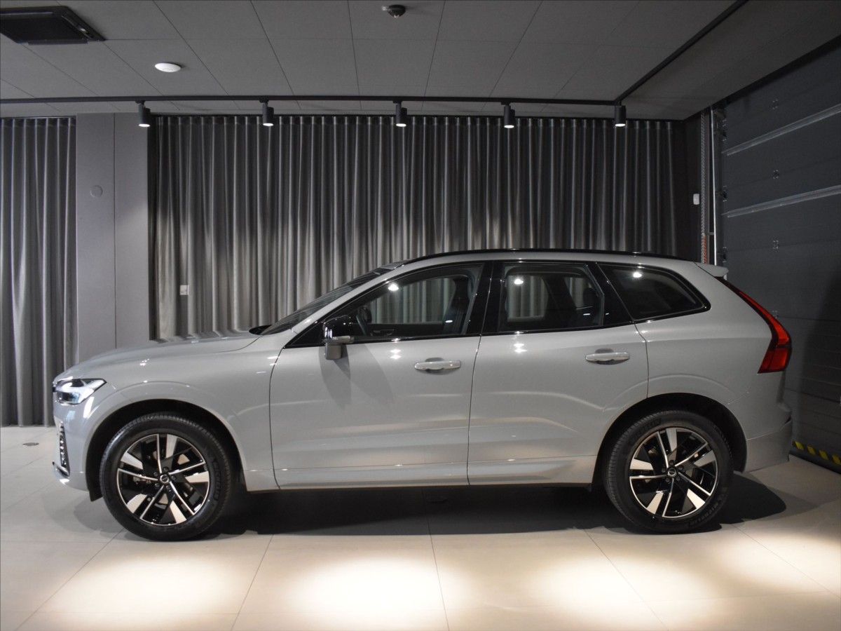 Volvo XC60, 2,0 B5 AWD PLUS - fotka 2