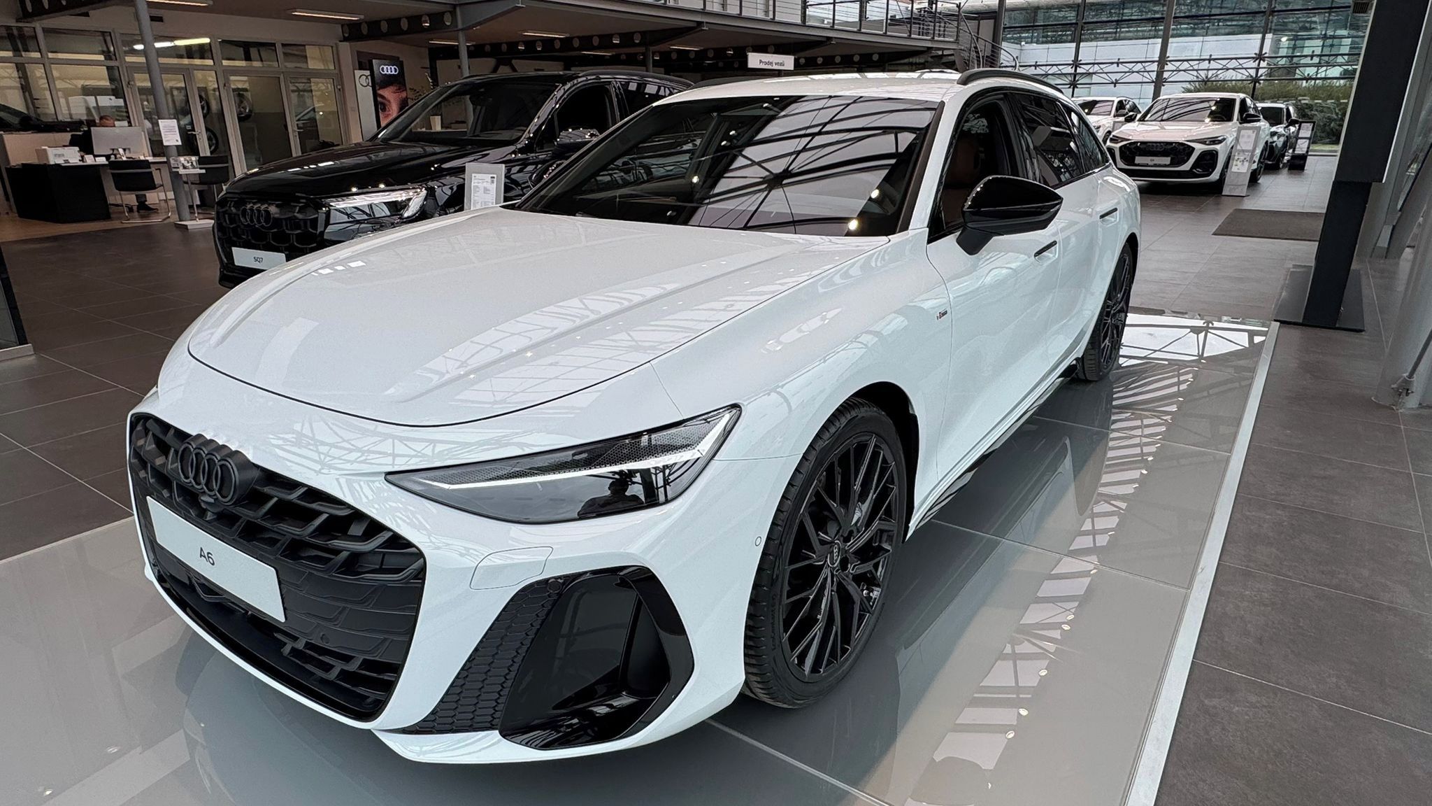 Audi A6, 3.0TDI quattro 220kW S-line - fotka 2