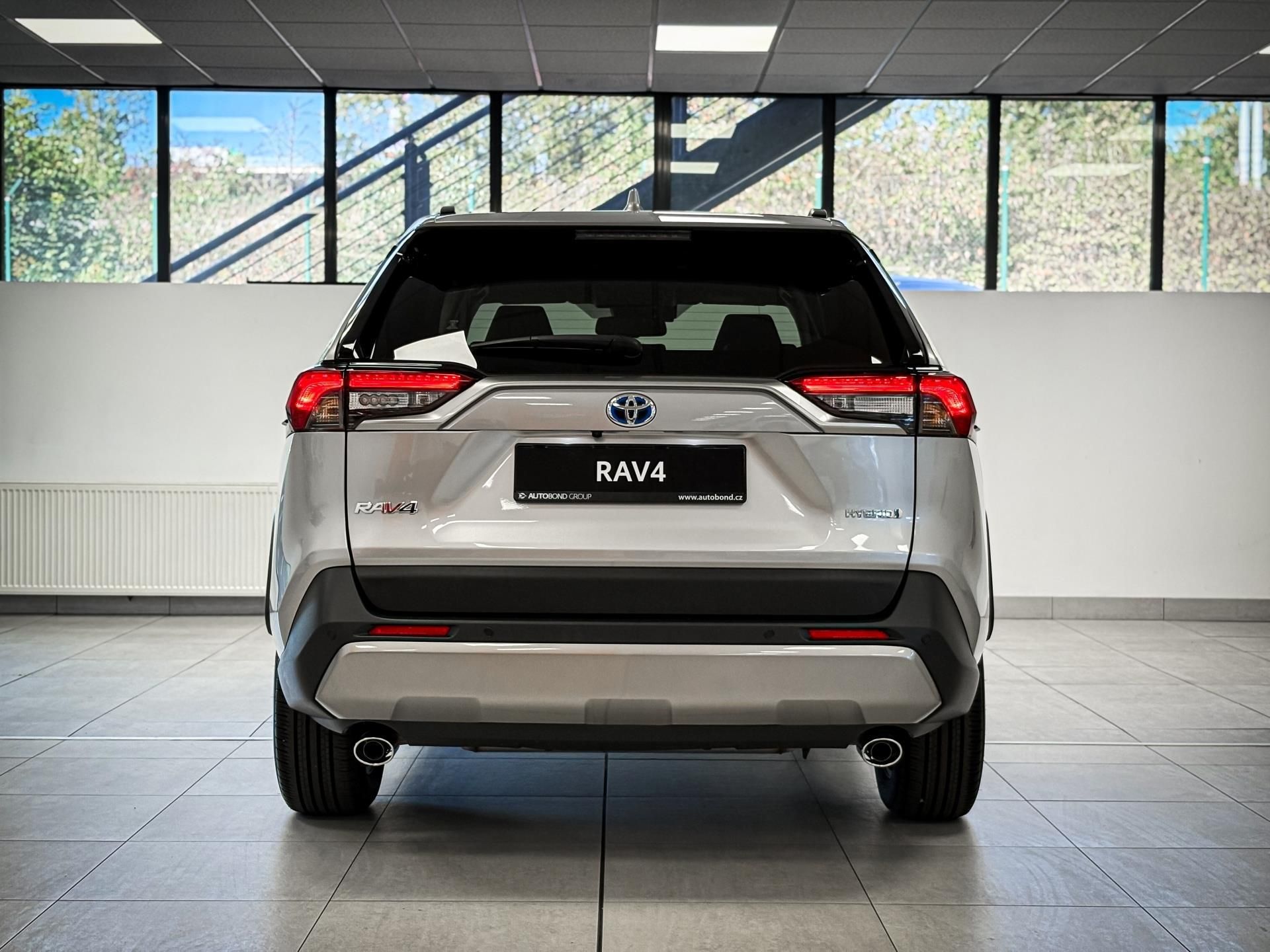 Toyota Rav4, HEV, (4x4), Comfort Style - fotka 4