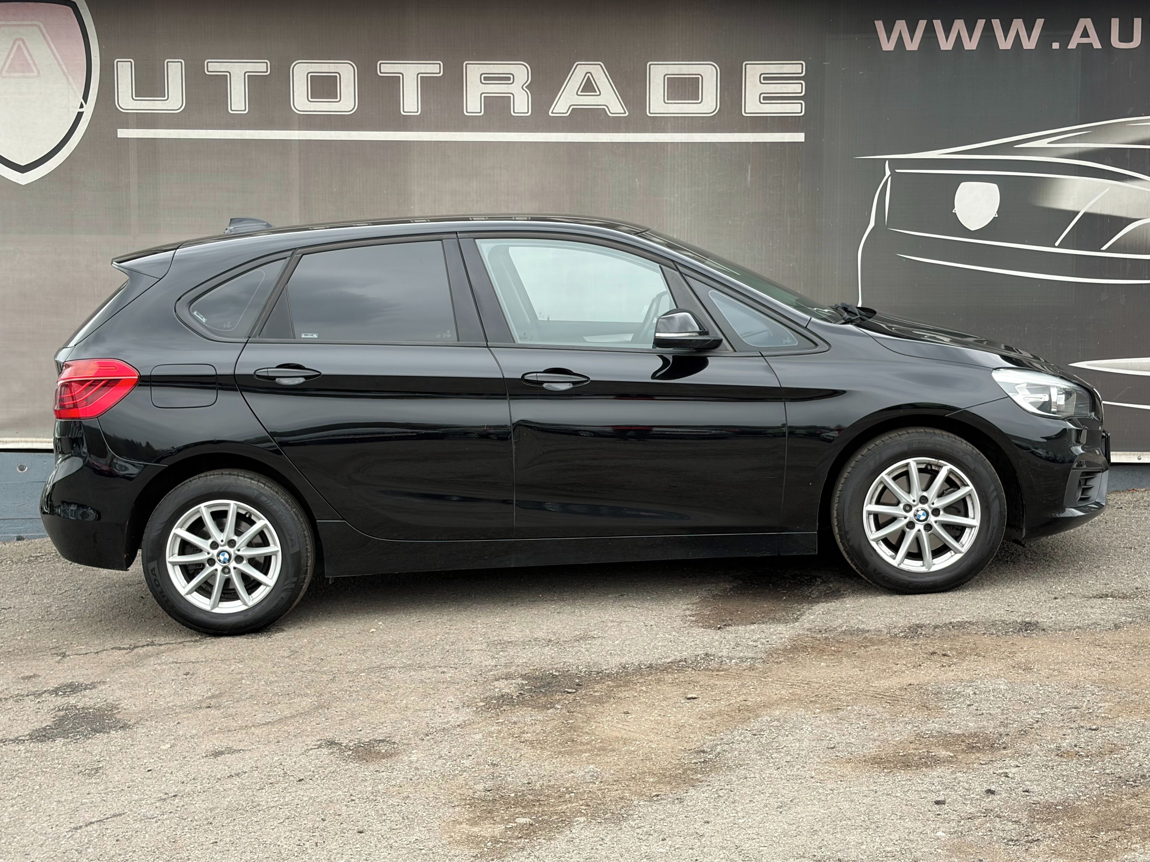 BMW Řada 2, 218i ČR,Automat, ACTIVE Tourer - fotka 5