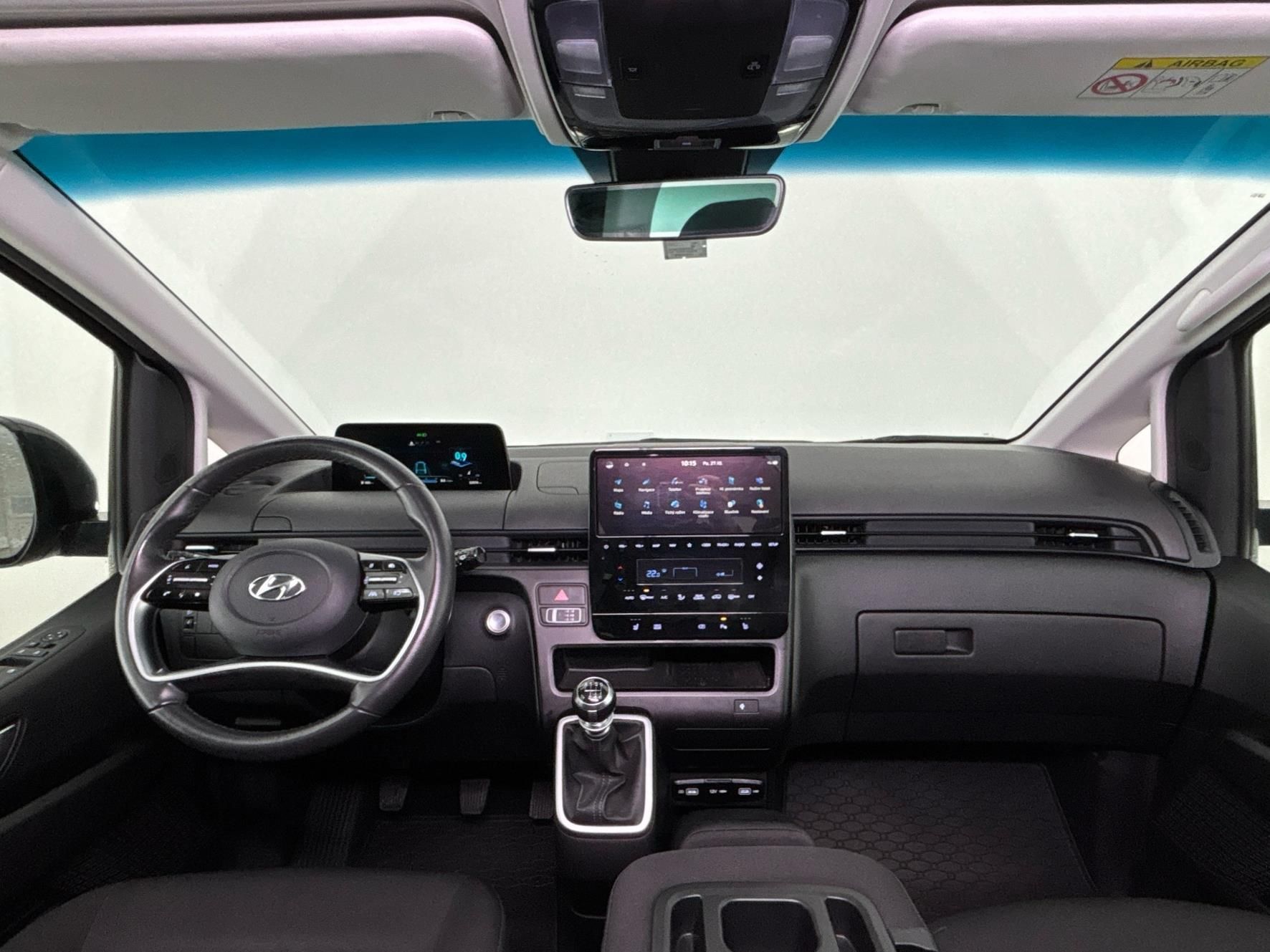 Hyundai Staria, 2.2 CRDi / 130 kW Smart - fotka 5