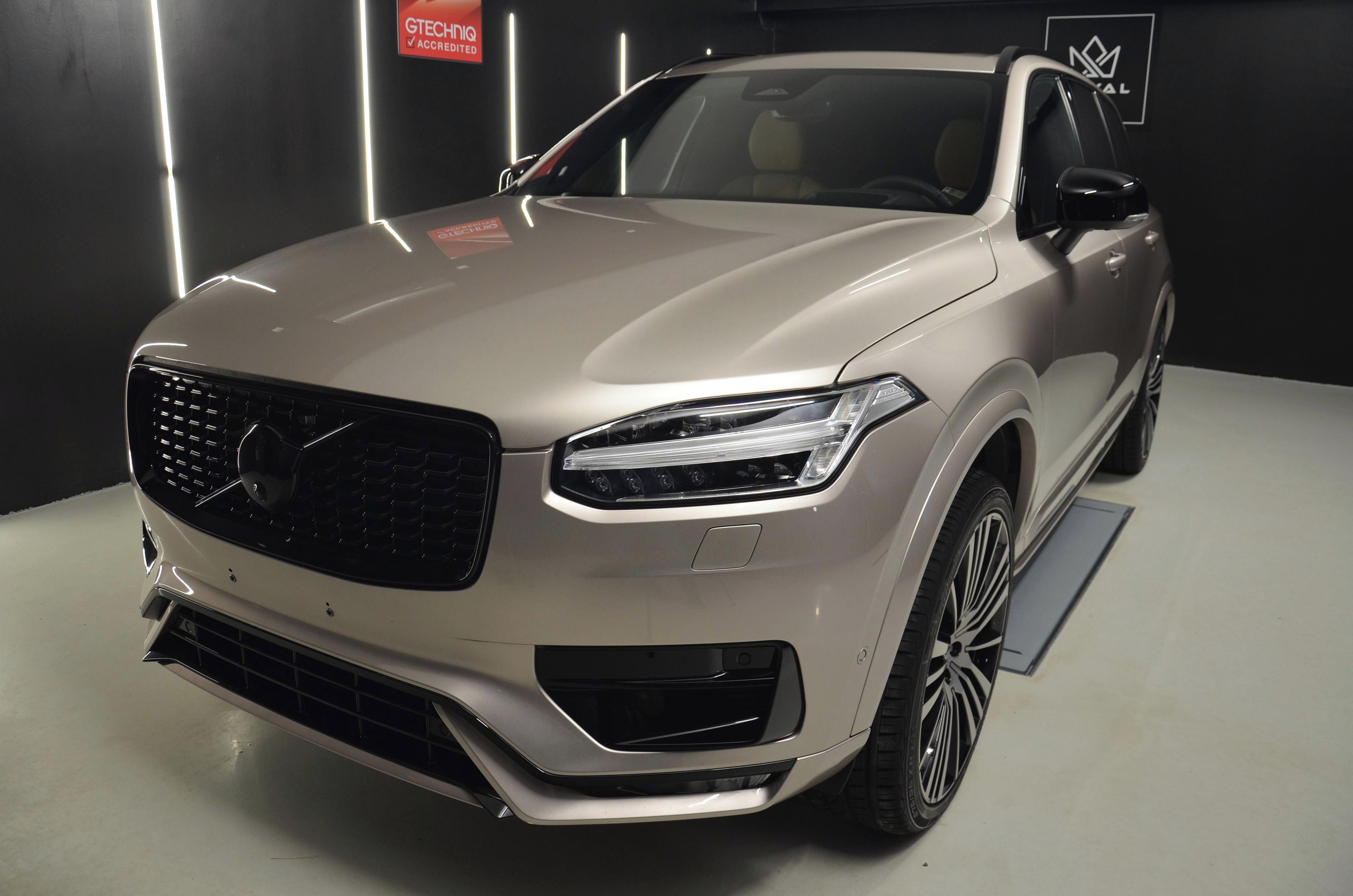 Volvo XC90, 4x4, Nejvyšší výbava, Vzduch - fotka 5