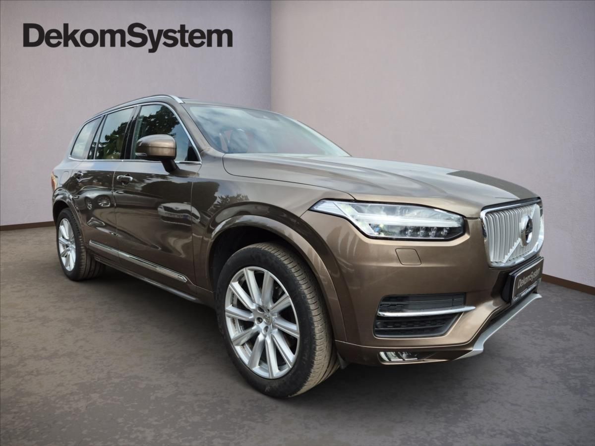 Volvo XC90, 2,0 D5 AWD - fotka 2