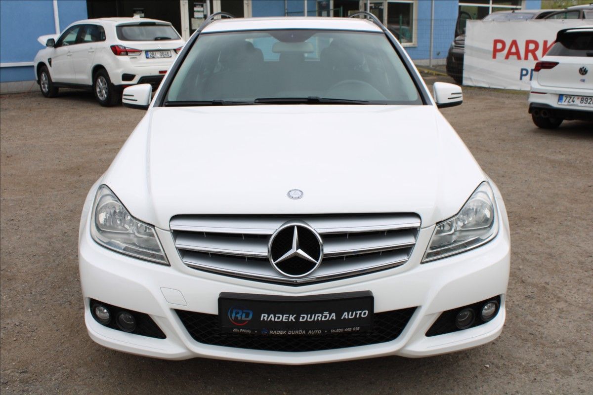 Mercedes-Benz Třídy C, 2,1 200d  NOVÉ V ČR,VÝHŘEVY - fotka 2