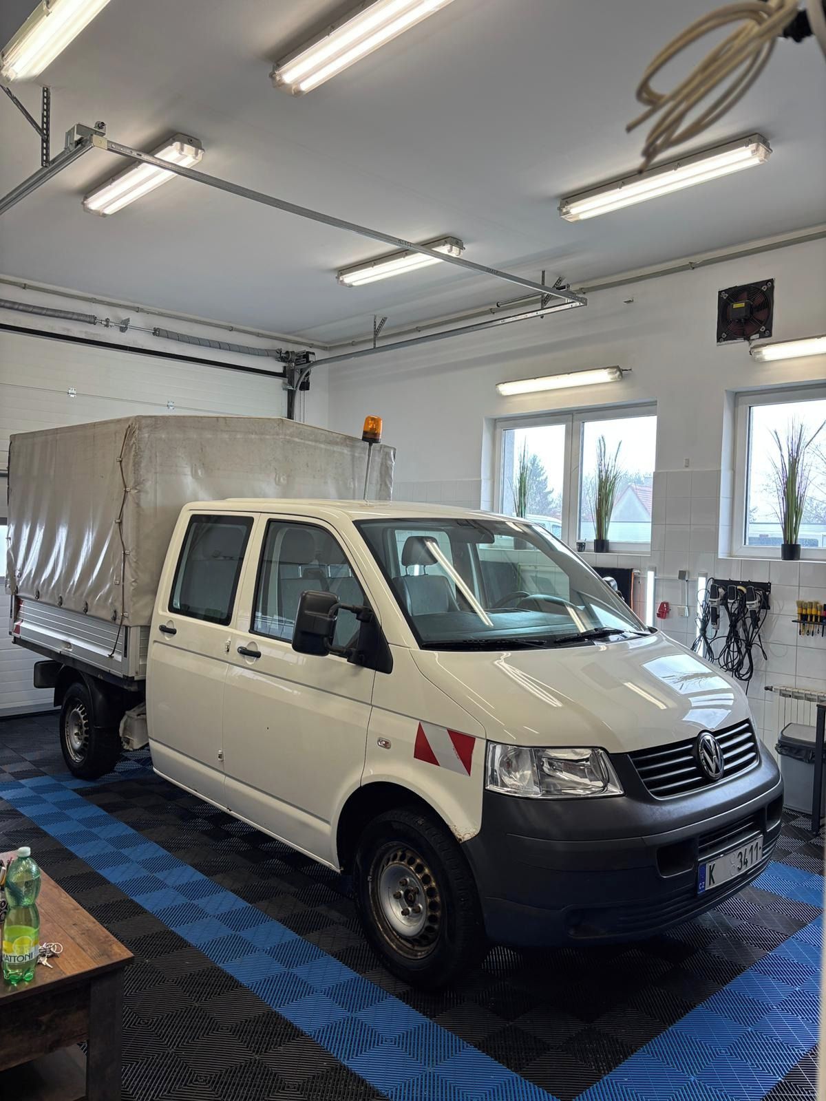 Volkswagen Transporter, Doka  6 místý  1.9 TDI - fotka 4