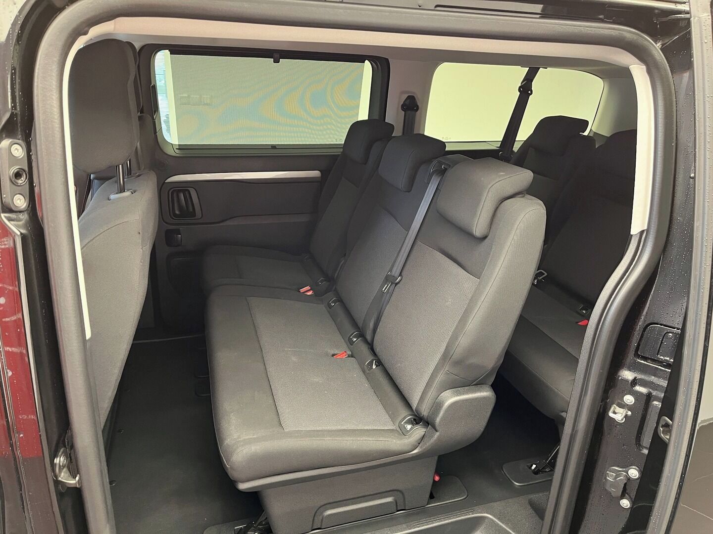 Toyota Proace Verso, L2 - 2.0L Diesel - 6 MT - fotka 6