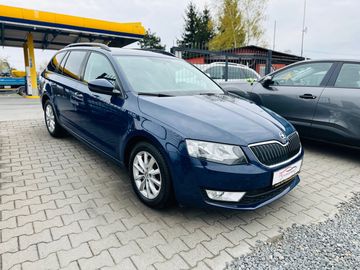 1.6TDi VÝHŘEV SED.,SERVISOVÁNO