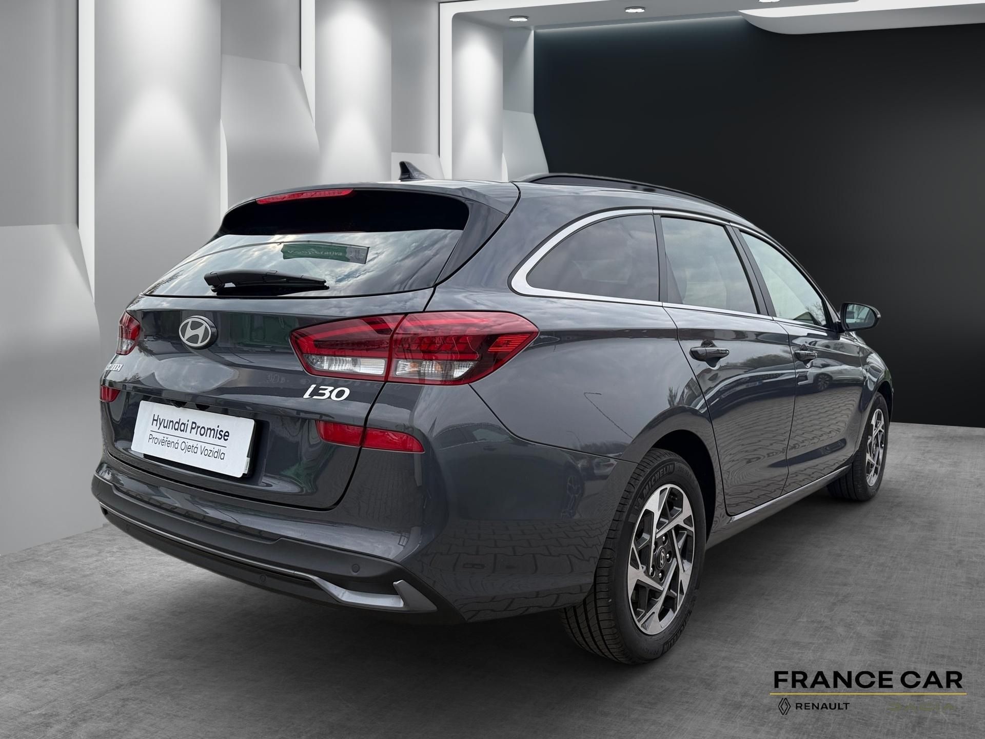 Hyundai i30, 1,5 T-GDi 103 kW STYLE - fotka 5