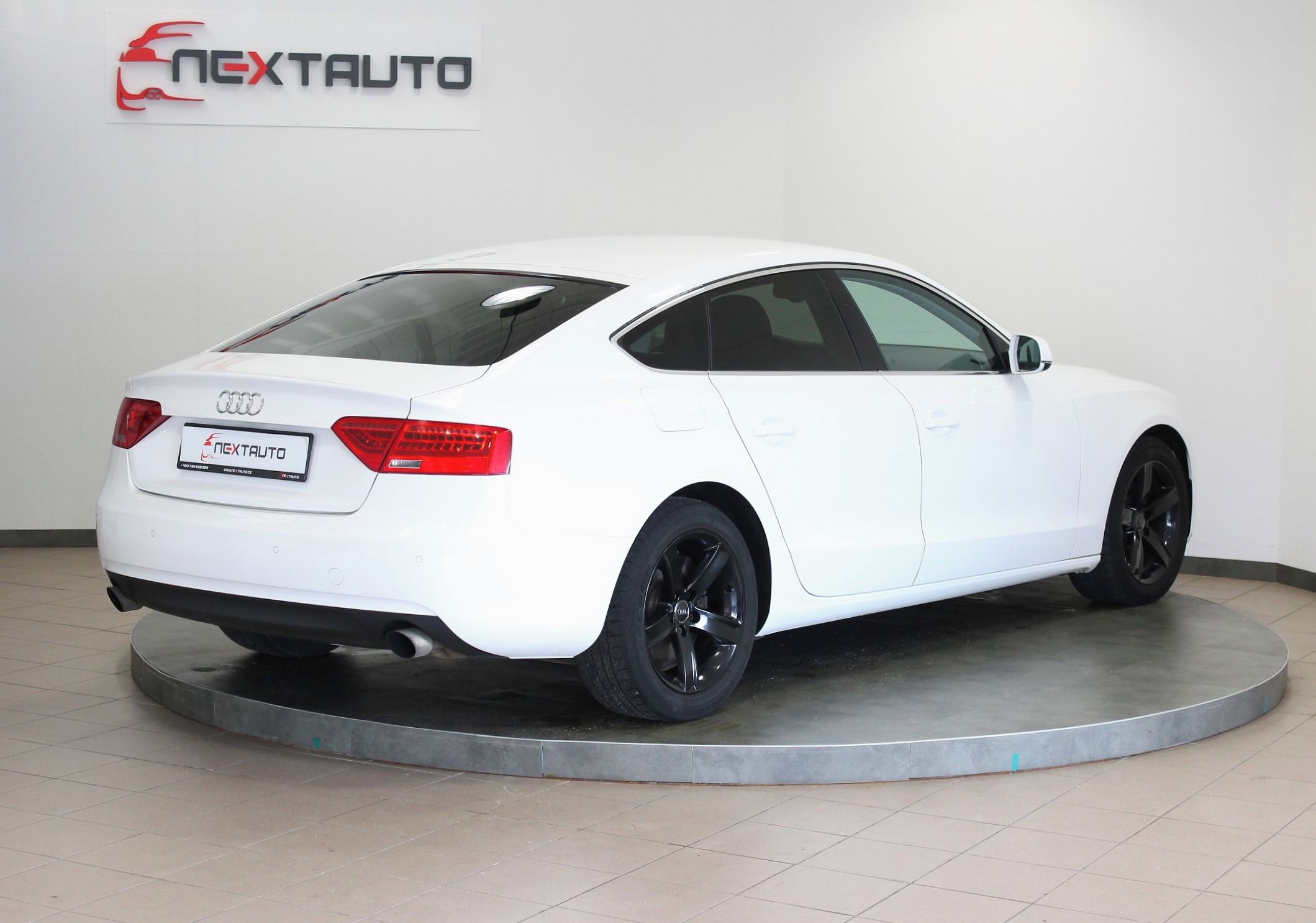 Audi A5, 2.0 TFSI 155kW QUATTRO AUTOMAT - fotka 5
